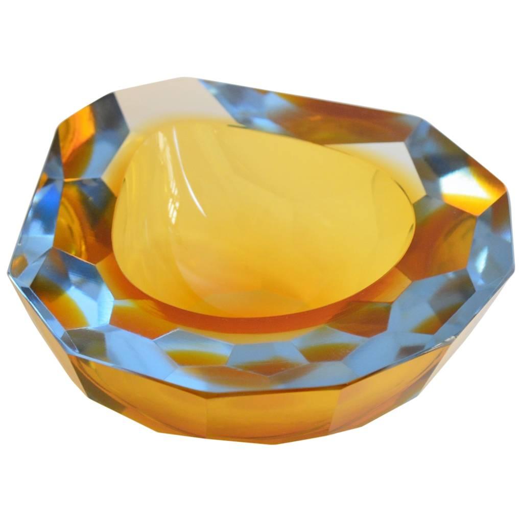 Murano Crystal Glass Sommerso Ashtray in two colors, 1950, Italy