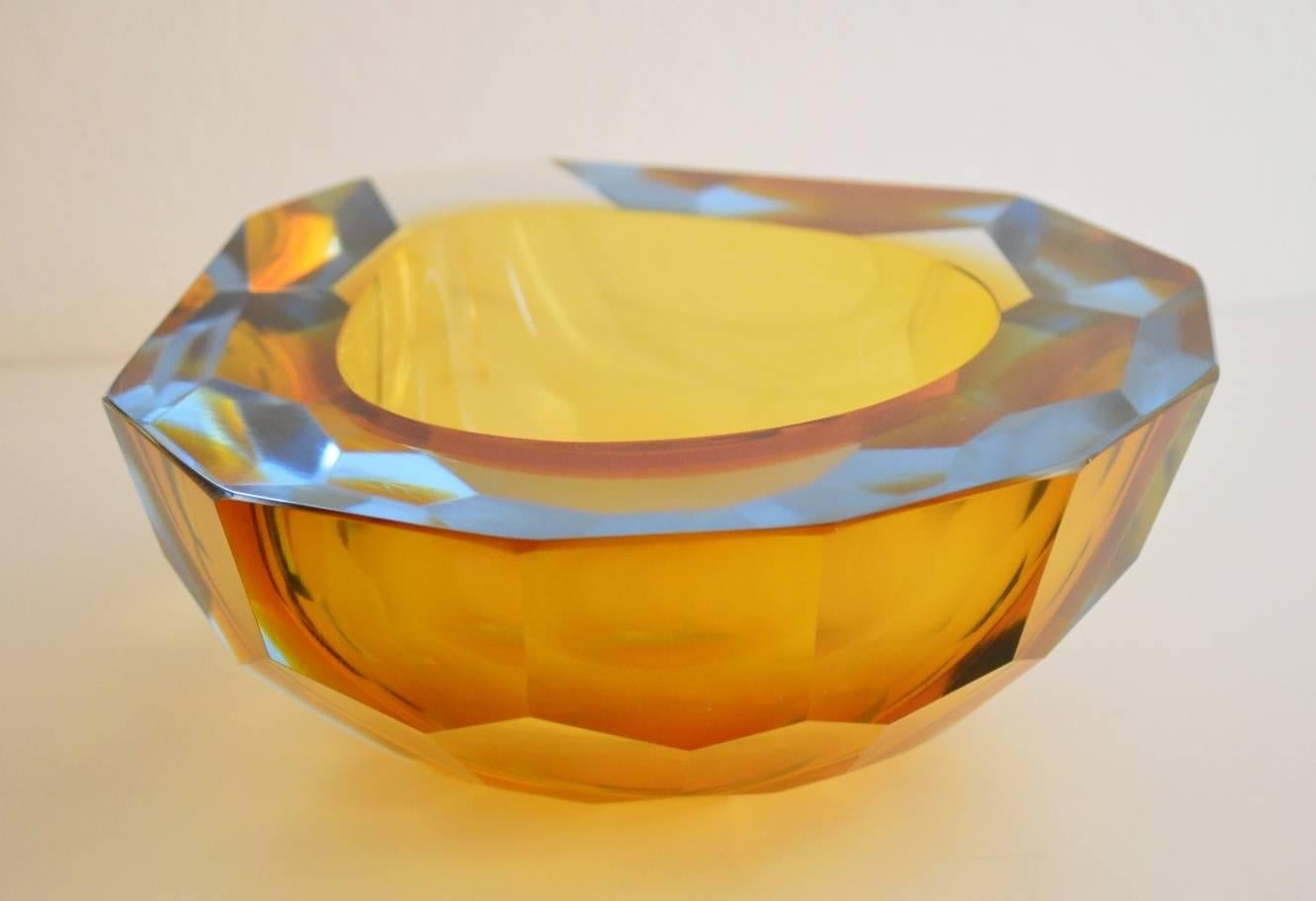 Italian Murano Crystal Glass Sommerso Ashtray in two colors, 1950, Italy