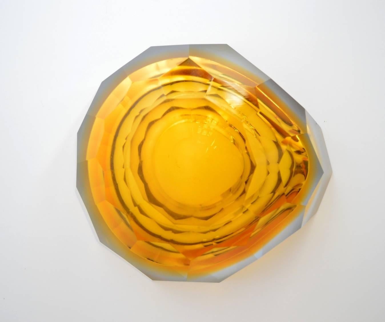Art Glass Murano Crystal Glass Sommerso Ashtray in two colors, 1950, Italy