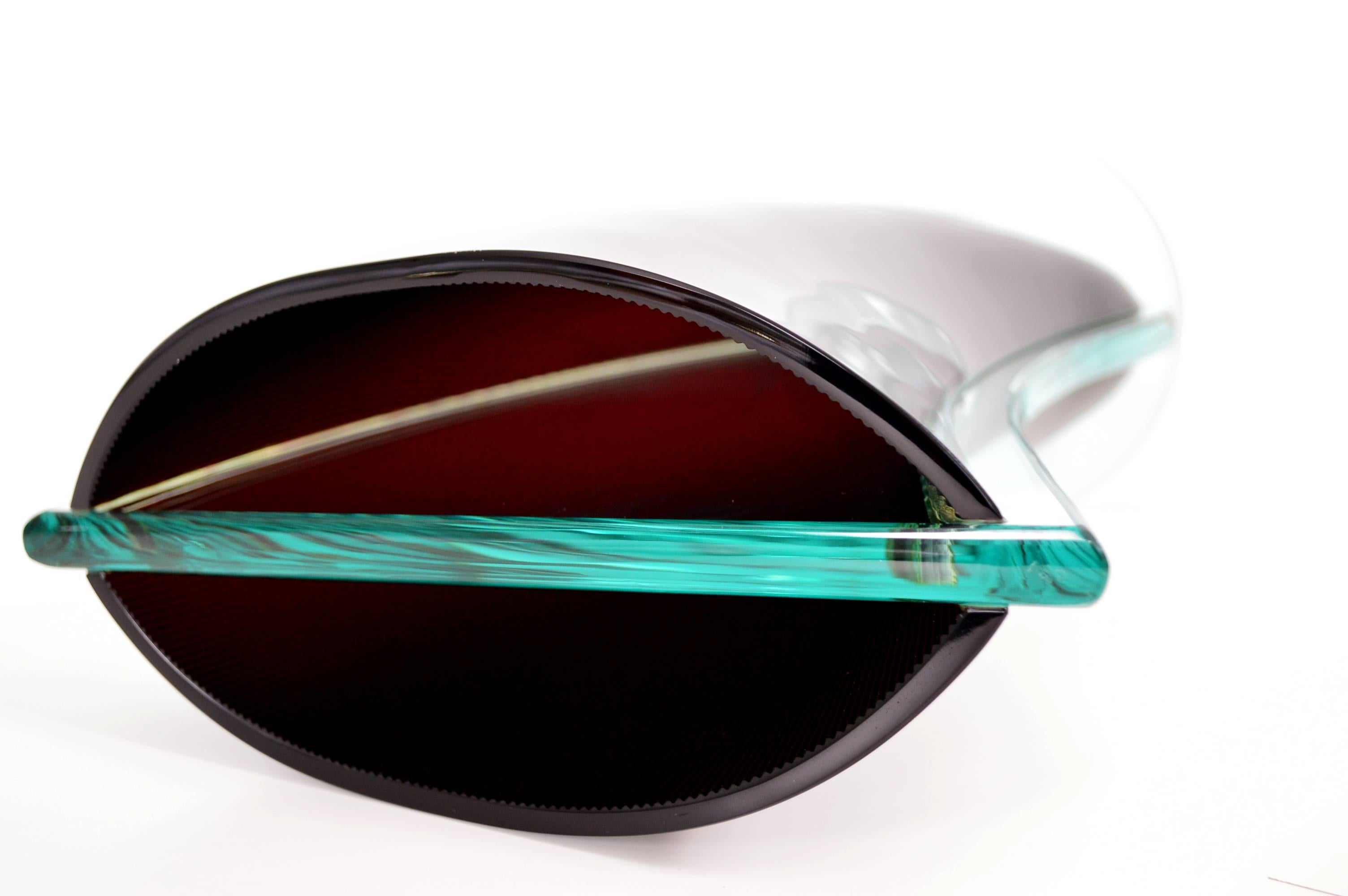 Grand vase de collection italien en verre d'art tchèque du milieu du siècle, 1970 en vente 2