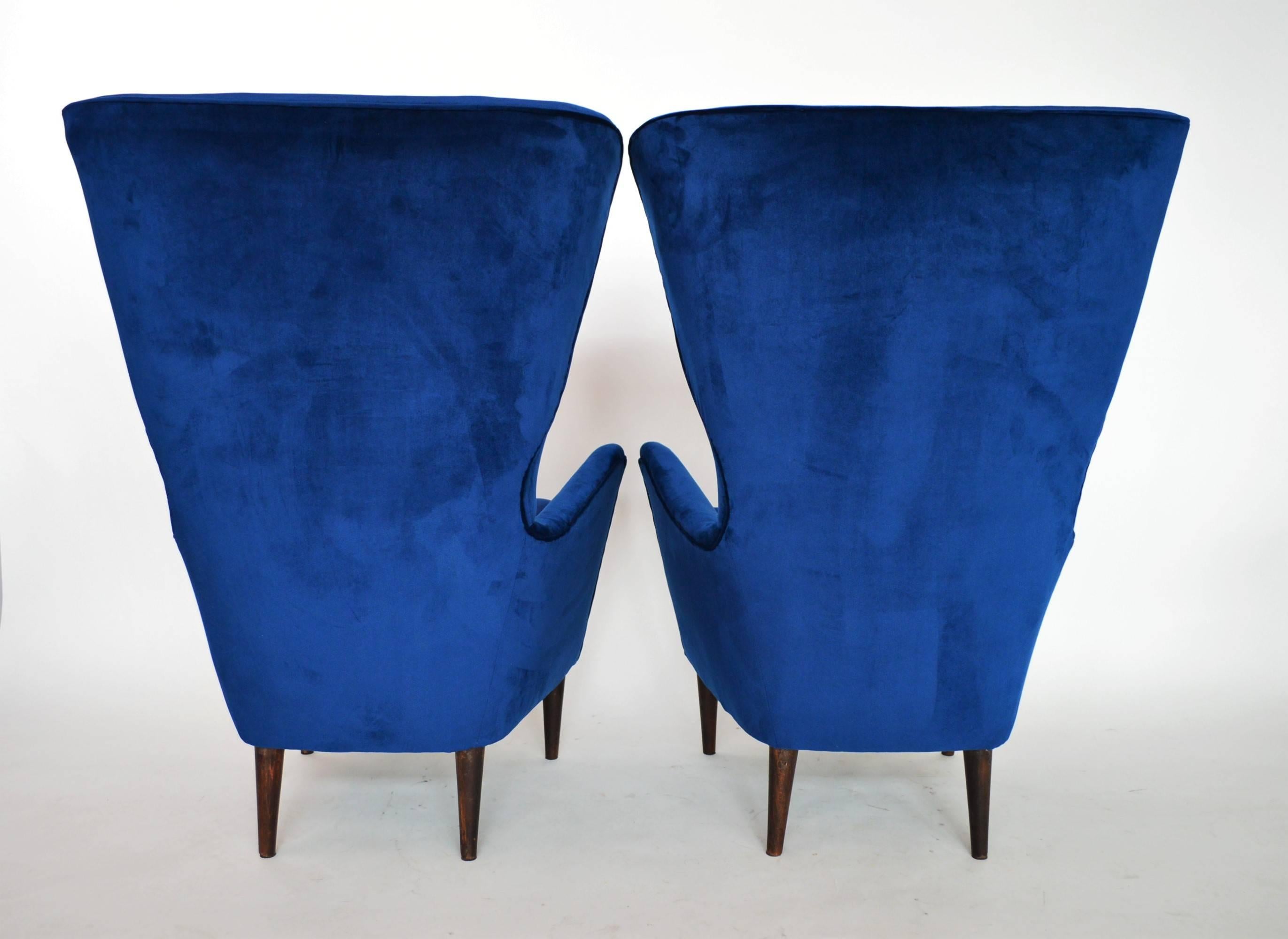 Italian Midcentury Armchairs Restored with Royal-Blue Velvet, 1950s 3