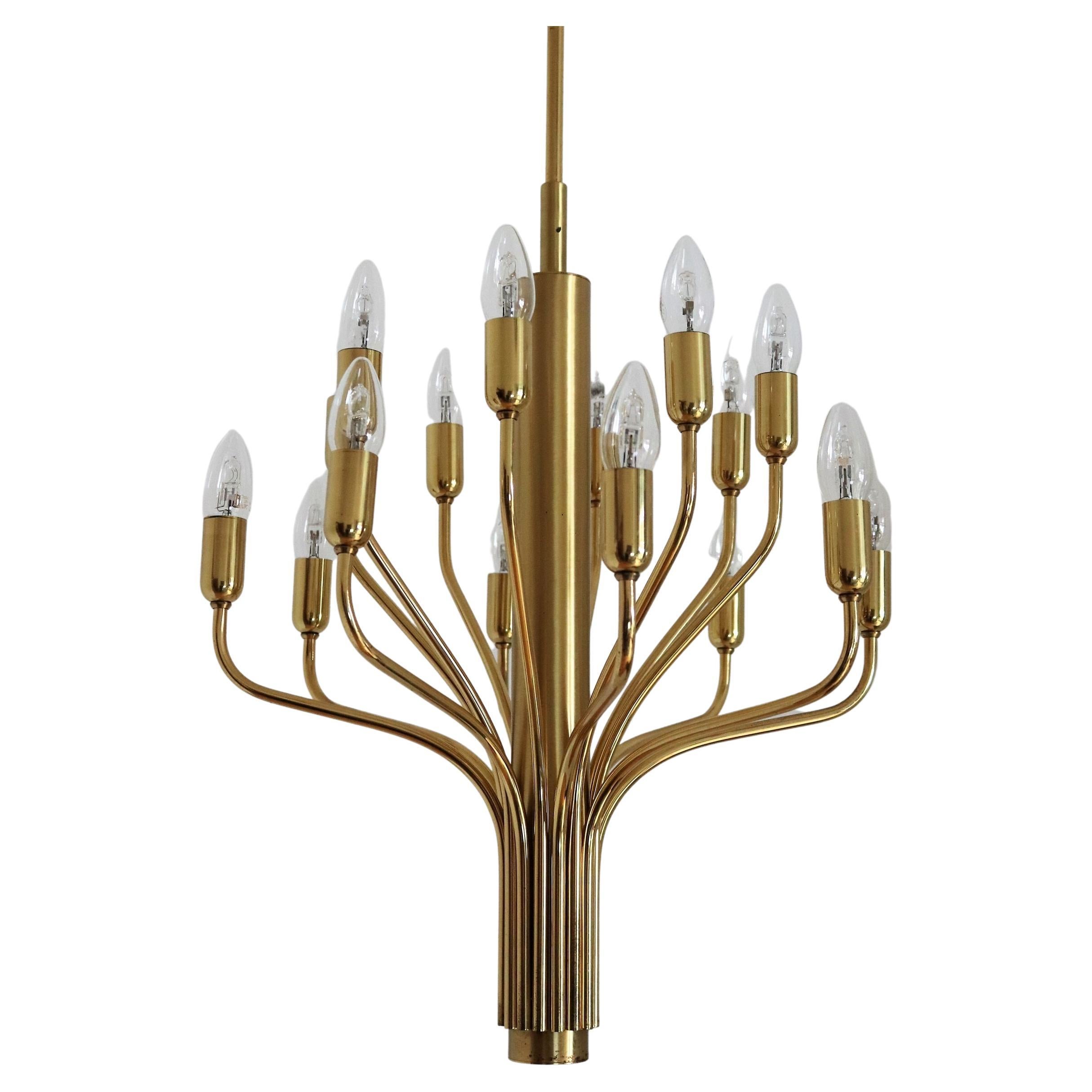 Midcentury Sciolari Style Brass Chandelier, 1970s For Sale