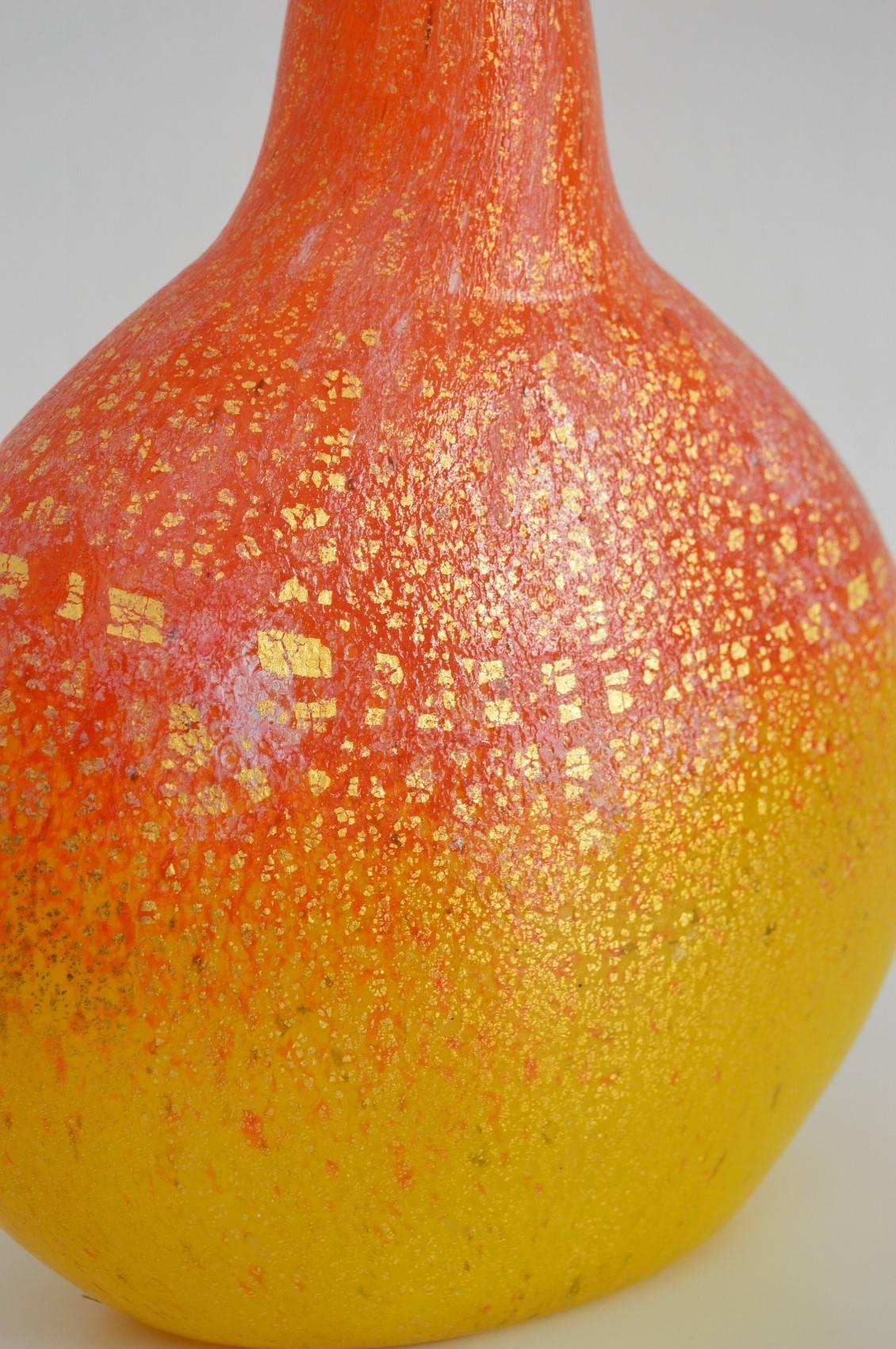 Hand-Crafted Enrico Cammozzo Handsigned Orange Yellow 18-Karat Gold Murano Vase, Italy, 1980