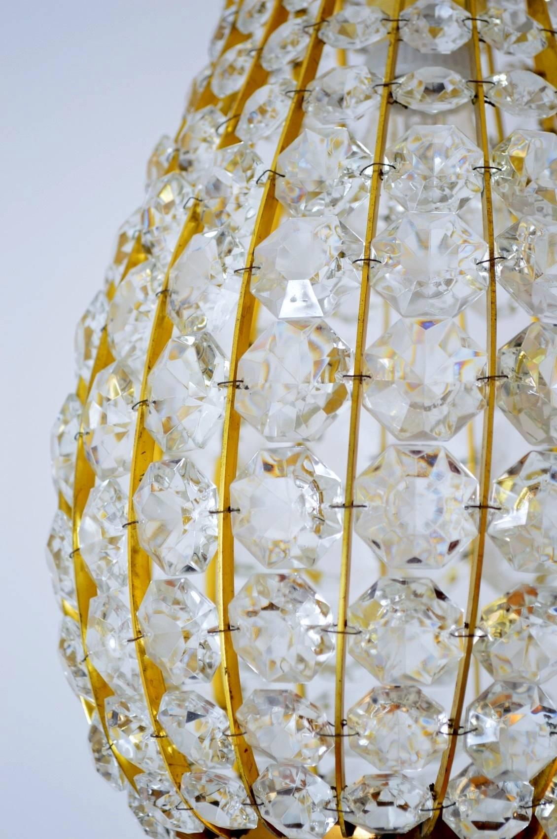 Mid-Century Modern Crystal and Brass Pendant Chandelier, Bakalowits & Sohne, Austria, 1950s