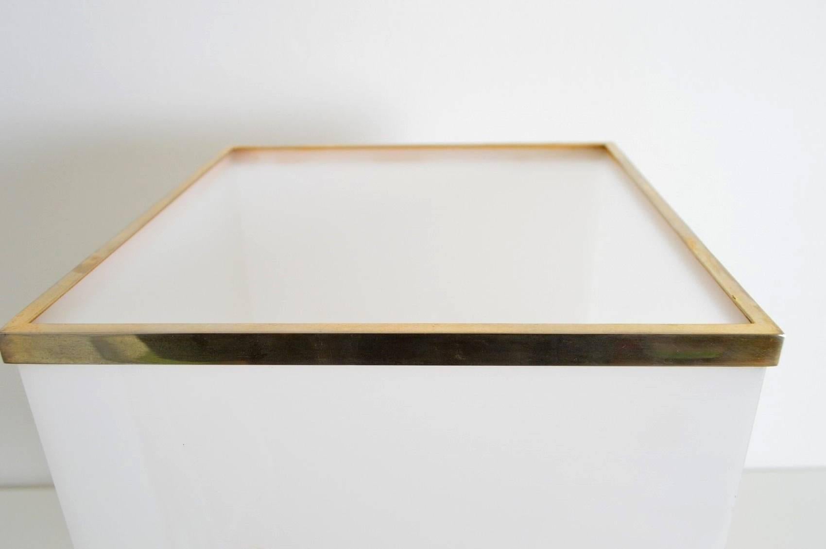 Italian Regency Brass, Lucite and Cane Table Lamp with Acrylic Lampshade, 1960s 3