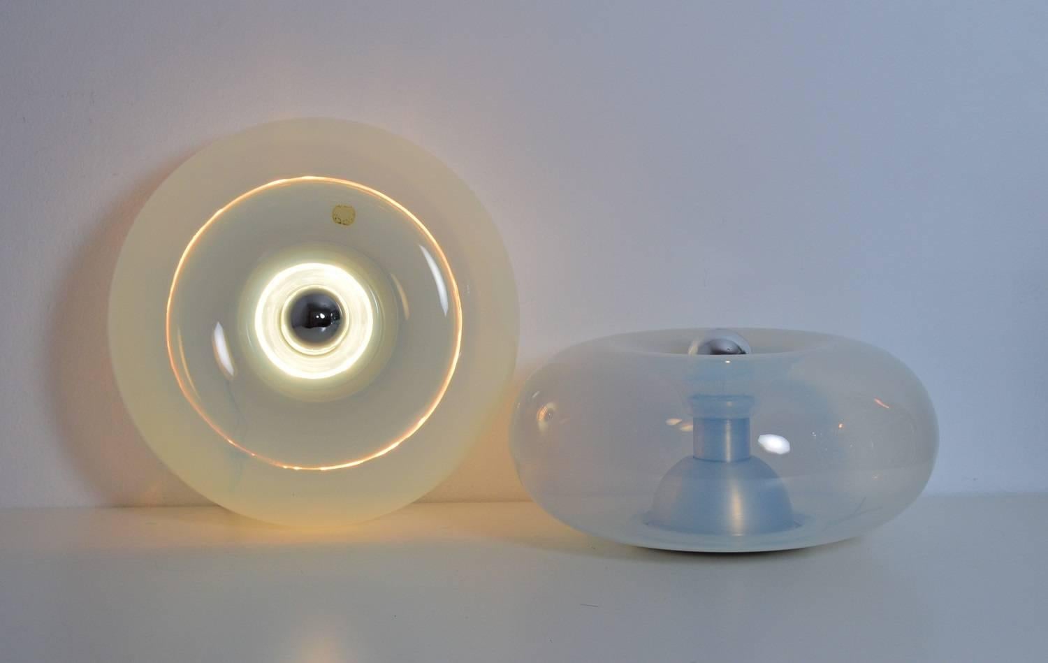 Space Age Opalescent Glass Wall Sconces or Ceiling Lights, Leucos, Italy, 1970s In Excellent Condition In Morazzone, Varese