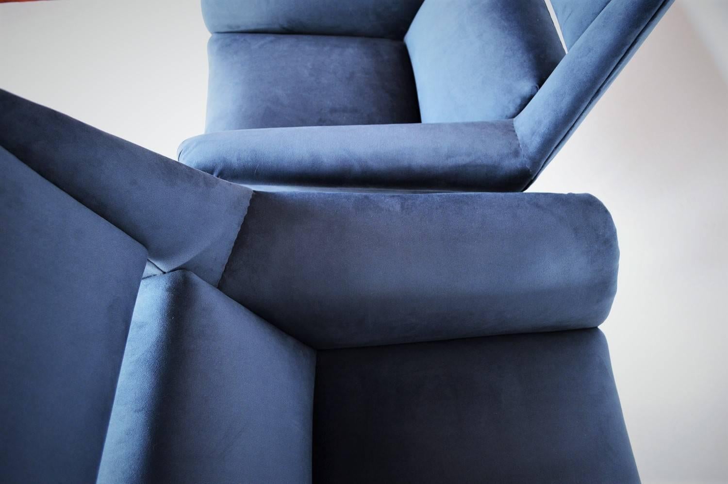 Italian Mid-century Armchairs in Royal Blue Velvet by Gigi Radice for Minotti 3