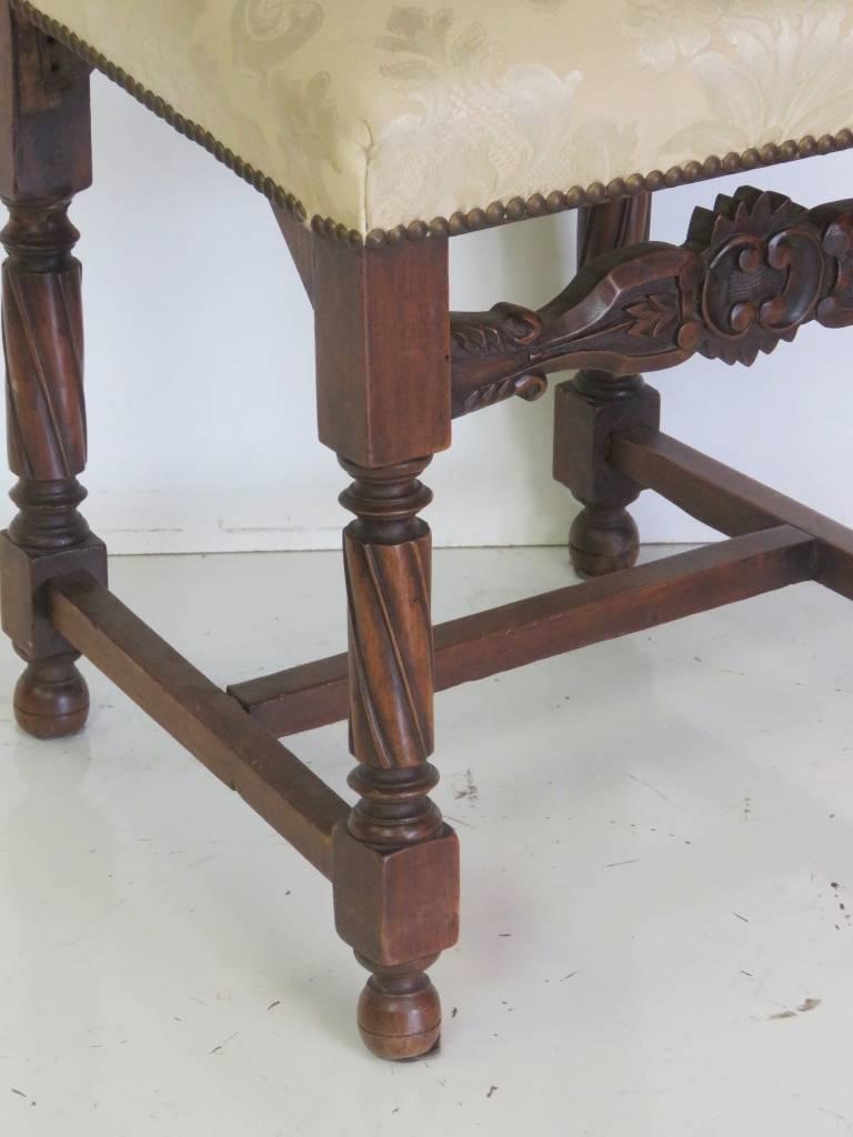 Eight 19th Century Carved Dining Chairs In Fair Condition In Swedesboro, NJ