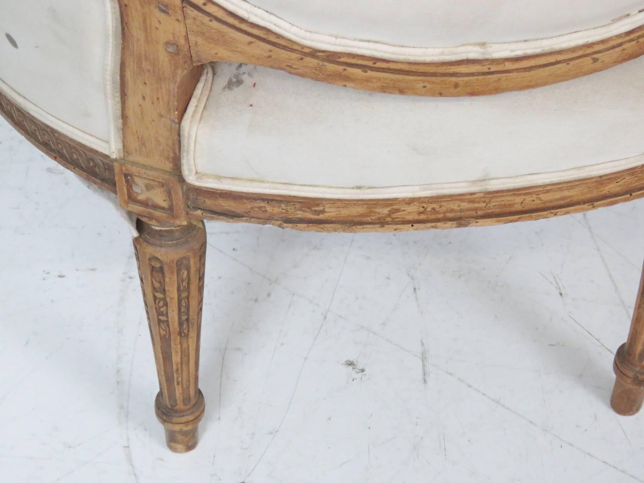 Pair of Round Back Louis XVI Style Carved Walnut Bergere Canape Chairs  For Sale 2