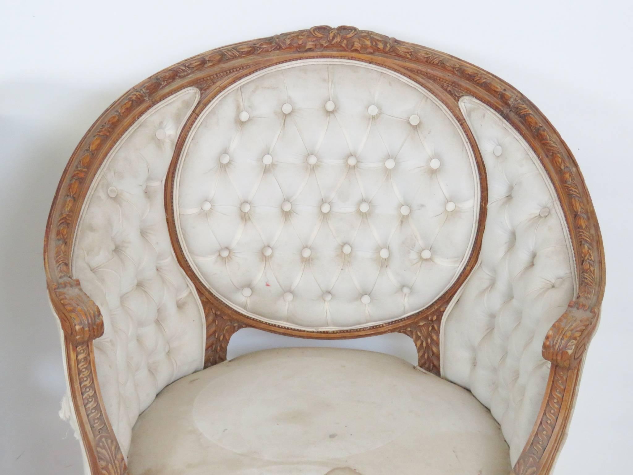 Pair of Round Back Louis XVI Style Carved Walnut Bergere Canape Chairs  For Sale 3