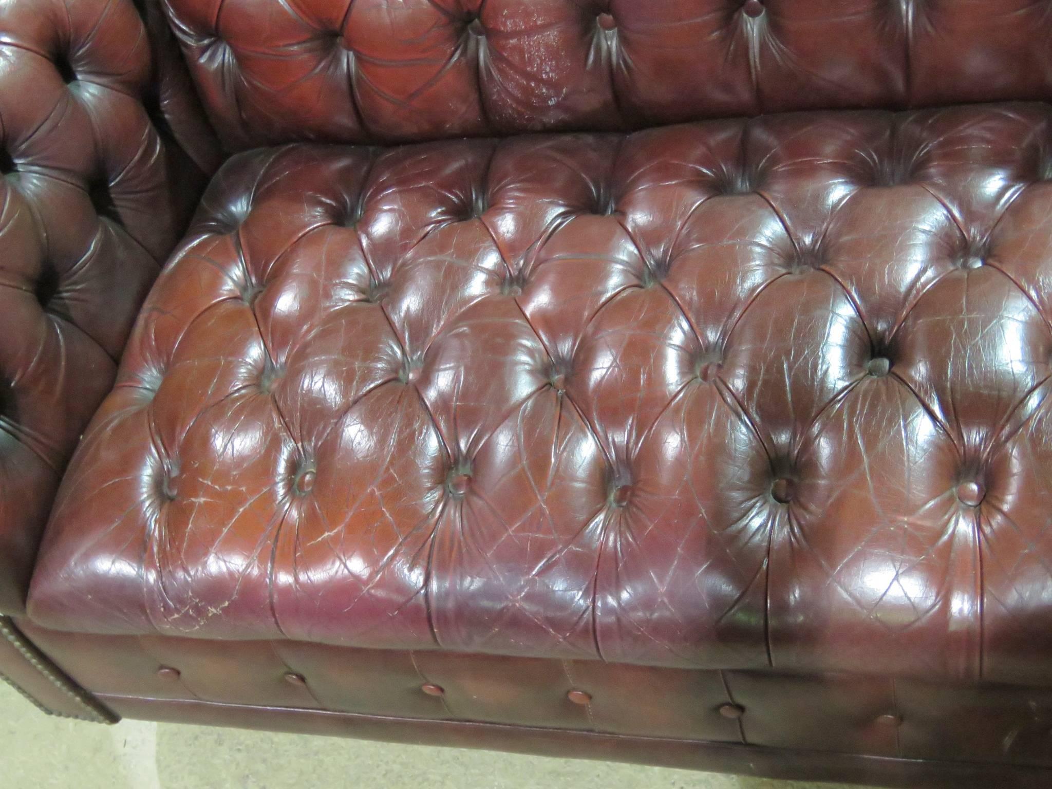 Red Leather Chesterfield Sofa 2