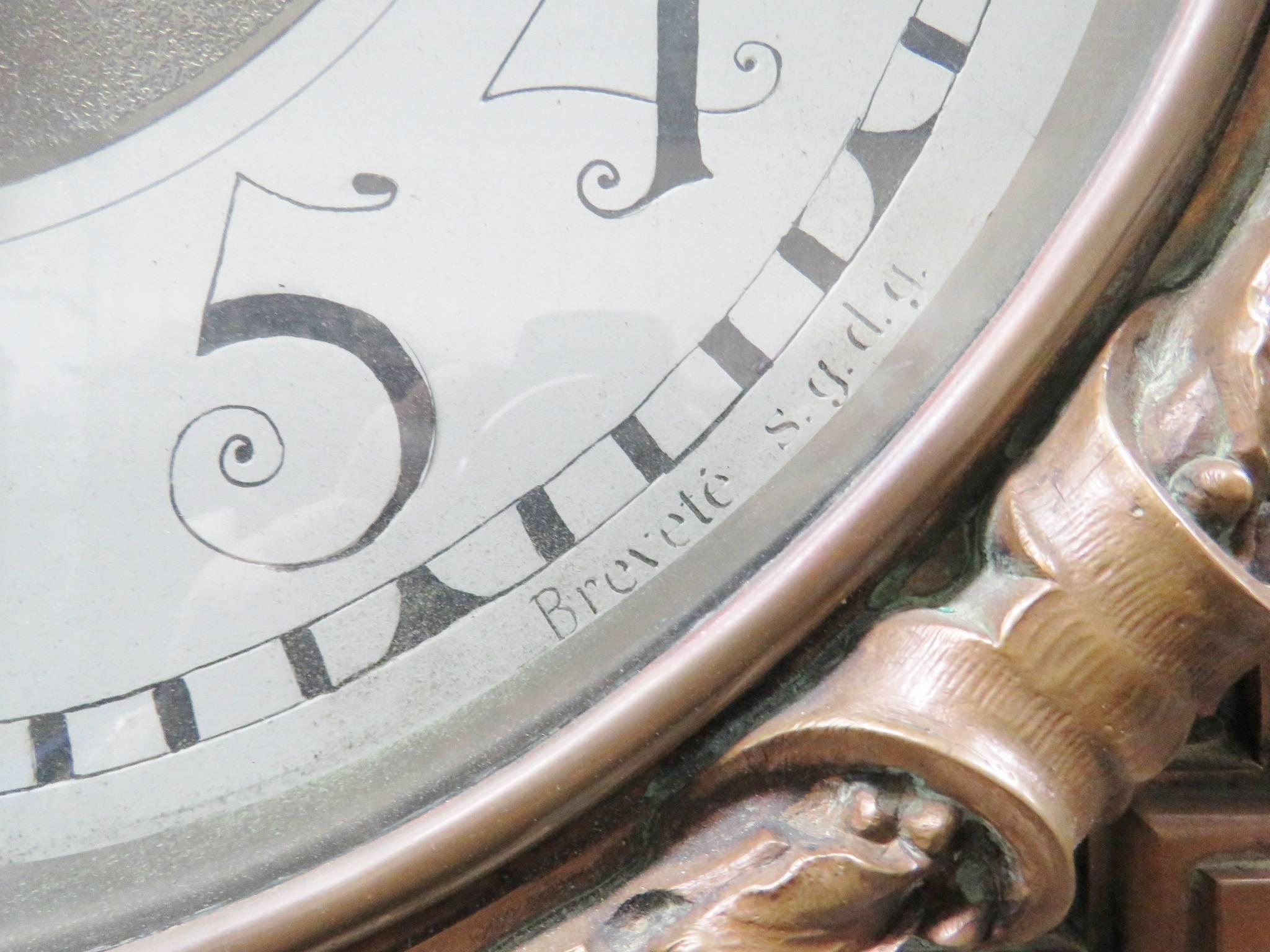 Monumental Unique Singer Sewing Co. Horloge de maître bronze Bon état - En vente à Swedesboro, NJ