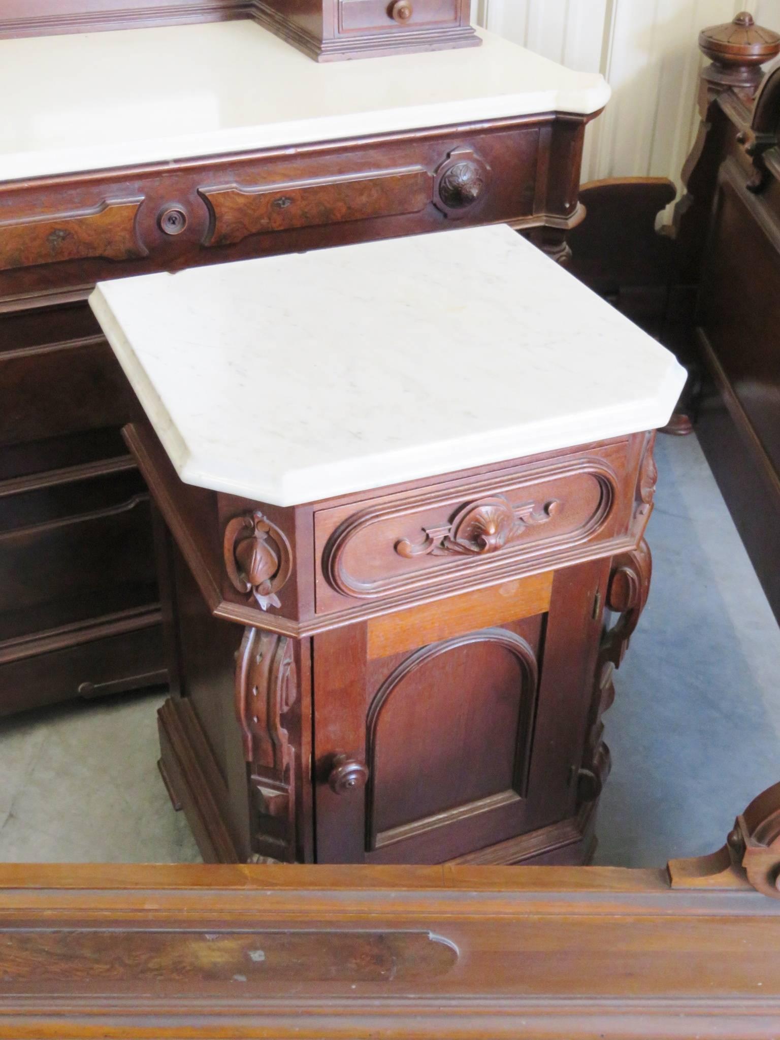 Three-Piece, Victorian Walnut Marble-Top Bedroom Set Mann, Thomas Brooks In Fair Condition In Swedesboro, NJ