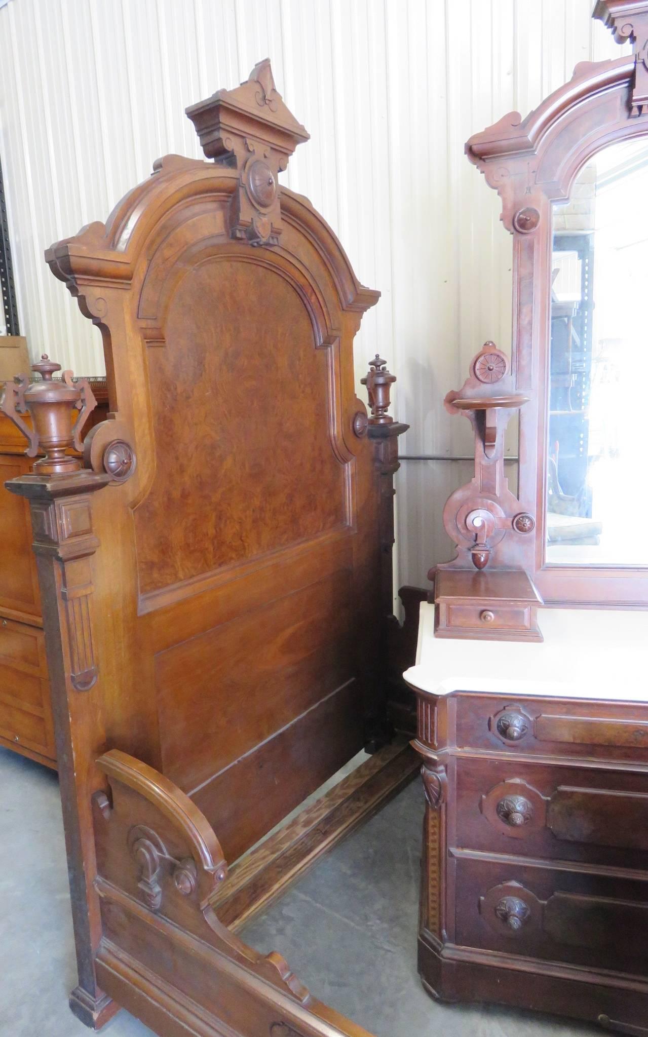 thomas brooks furniture