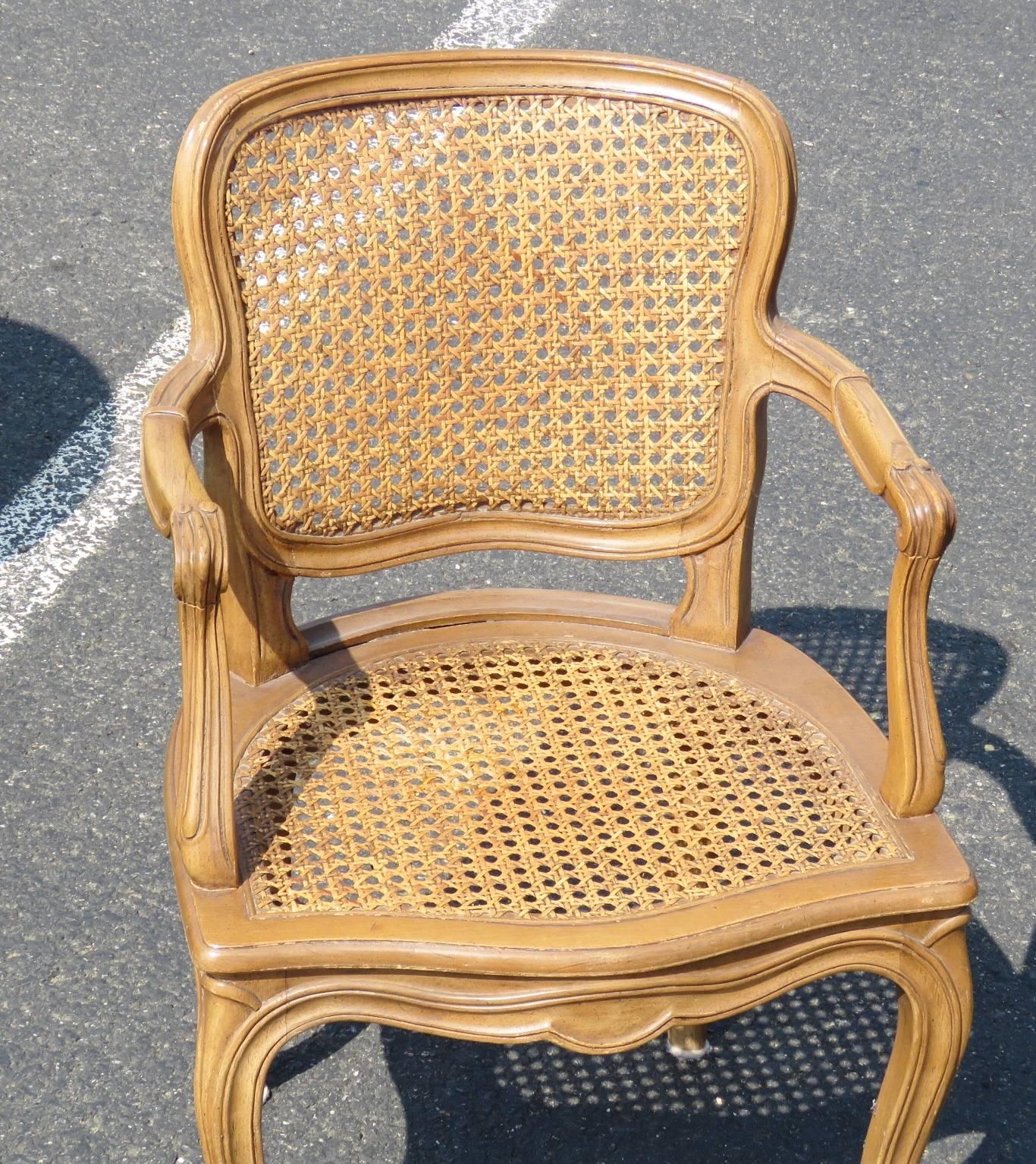 Louis XVI Style Child's Caned Fauteuil In Good Condition In Swedesboro, NJ