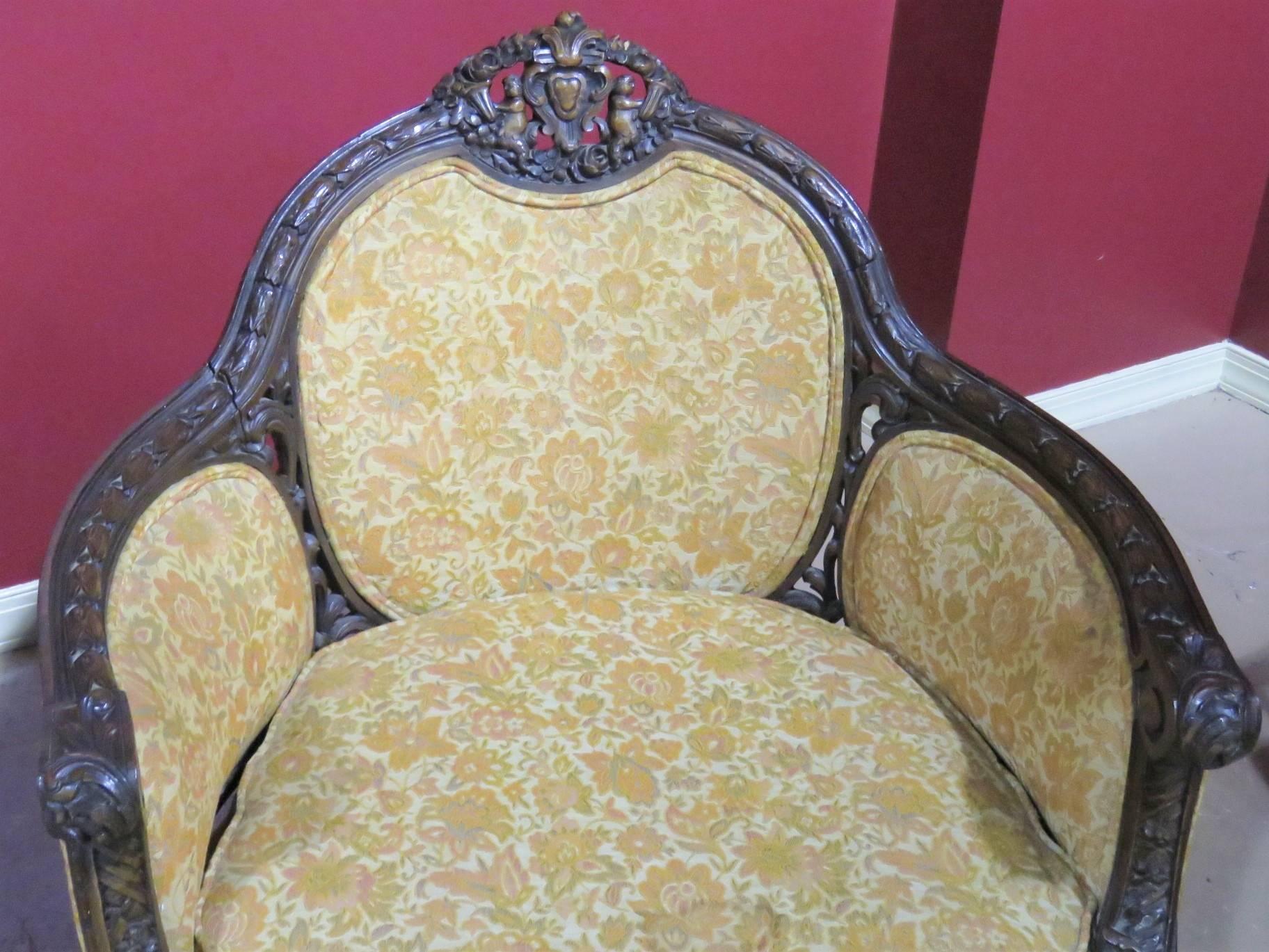 R.J. Horner Style Carved Walnut Settee and Bergere In Fair Condition In Swedesboro, NJ