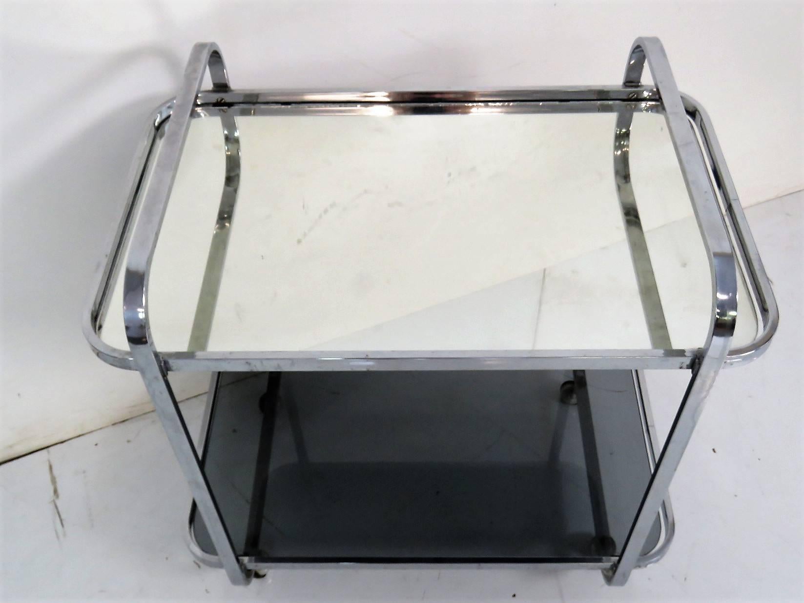 Modern Chrome and Nickel-Plated Tea Cart In Good Condition In Swedesboro, NJ