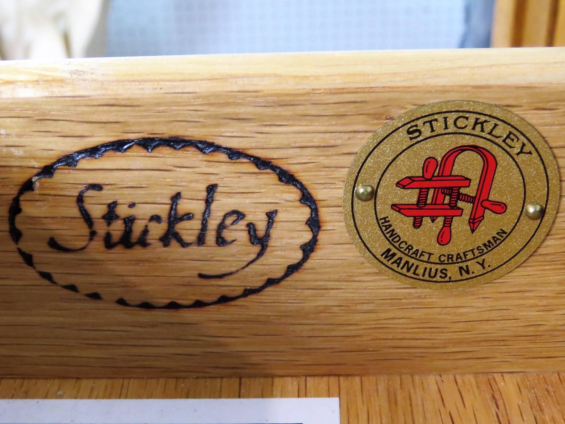 Stickley Oak Sideboard In Good Condition In Swedesboro, NJ