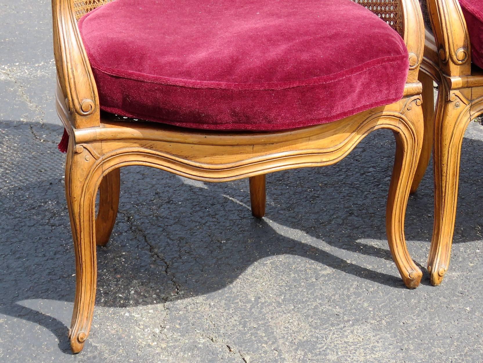 Pair of Carved Walnut and Caned Side Chairs In Good Condition In Swedesboro, NJ