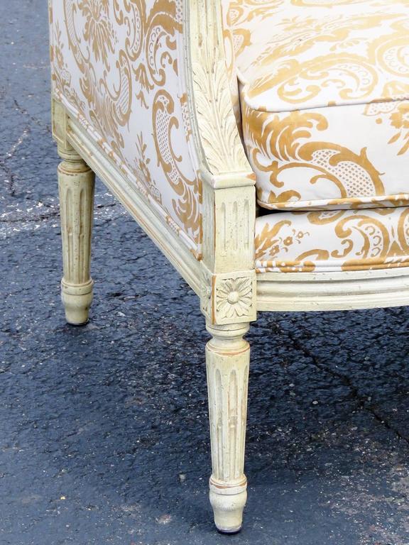 Pair of Distressed Cream Painted Carved Bergeres For Sale at 1stDibs