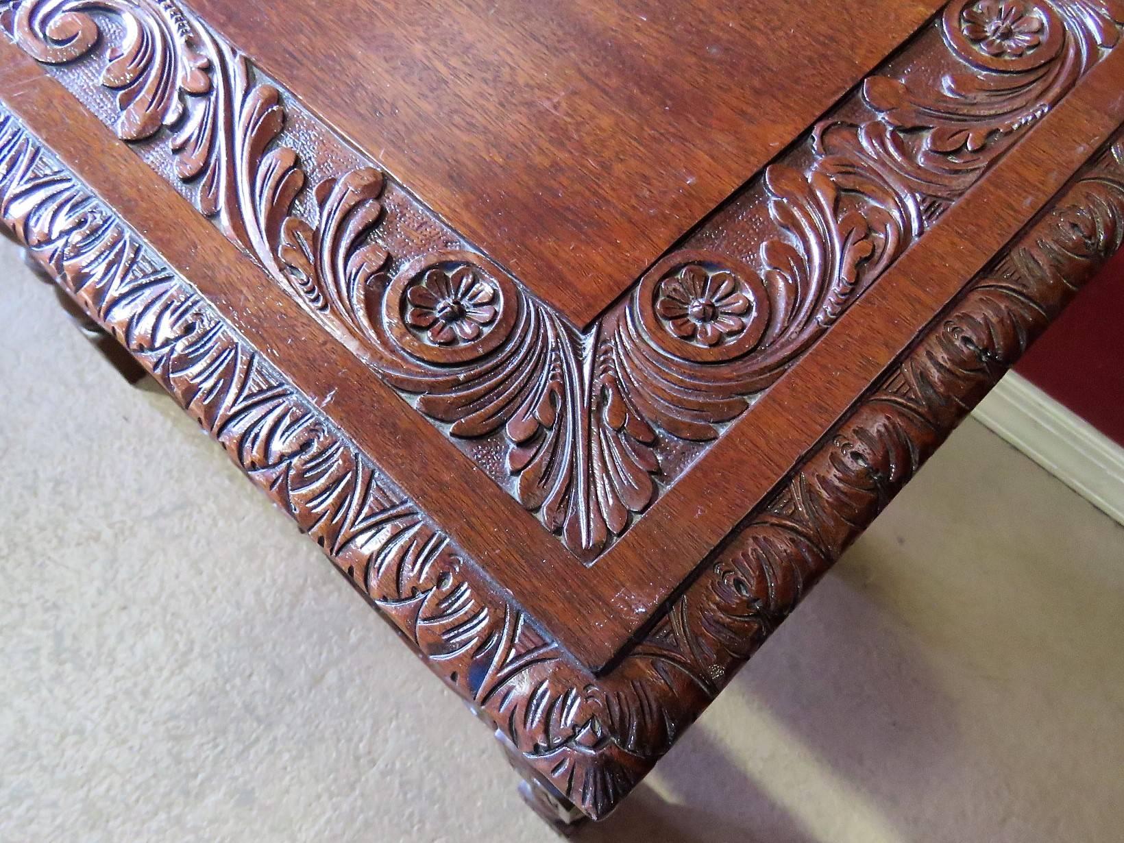 Intricately Carved Walnut Console Table In Good Condition In Swedesboro, NJ