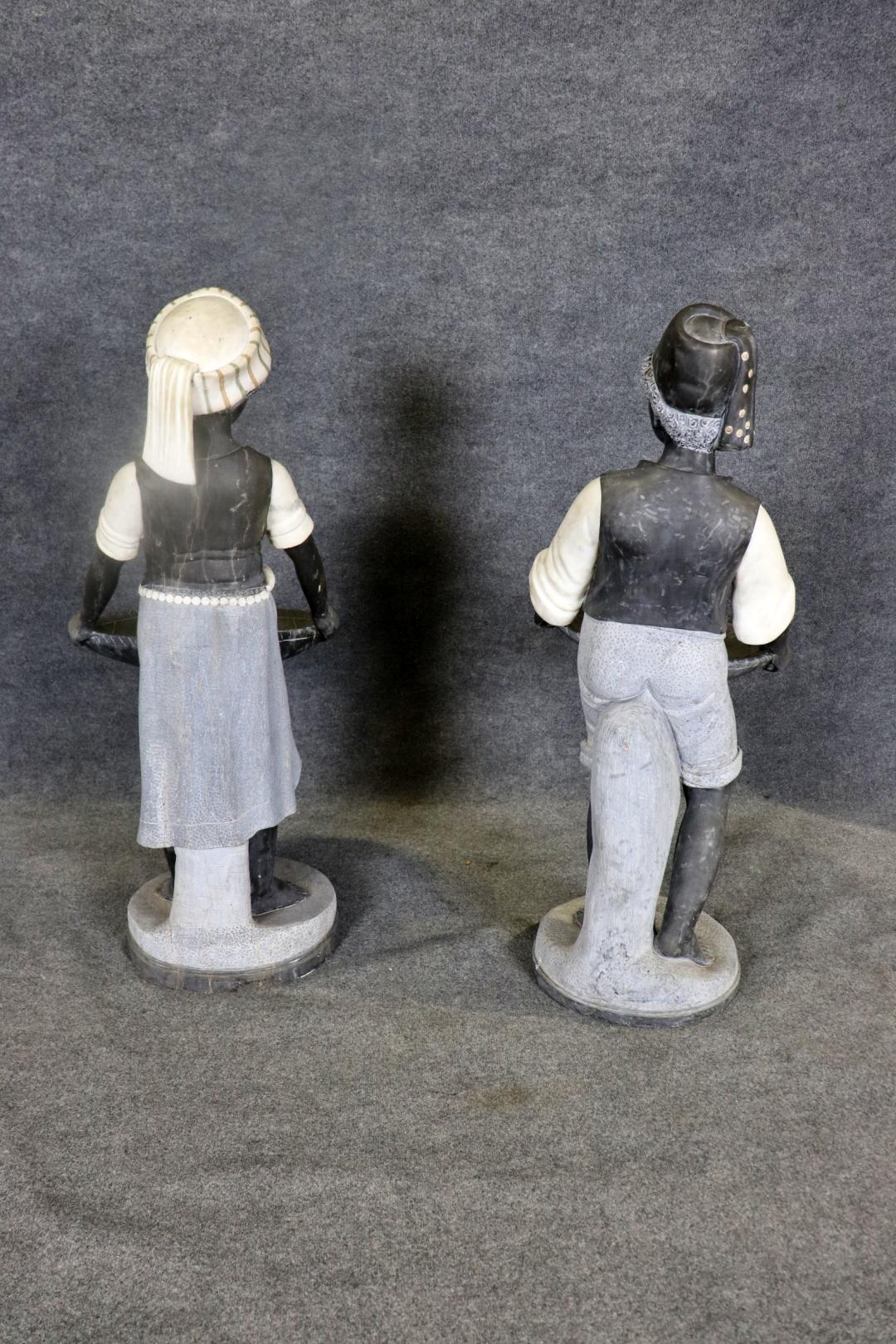 Set di figure maschili e femminili in marmo continentale in vendita 9