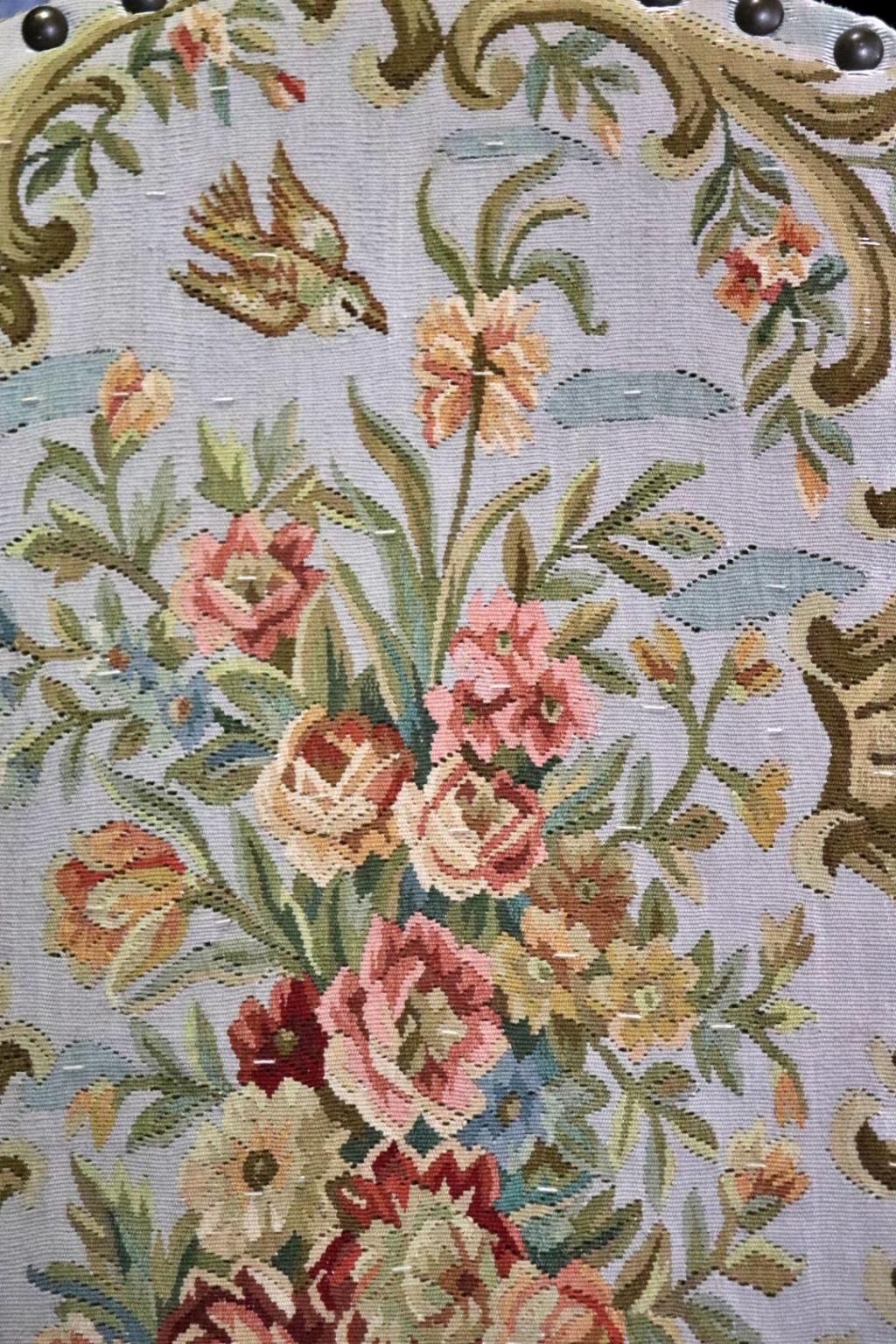 Textile Séparateur de pièce à 4 panneaux en pointe d'aiguille en vente