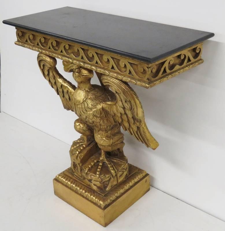 Georgian Style Carved Eagle Giltwood Console Table In Good Condition In Swedesboro, NJ