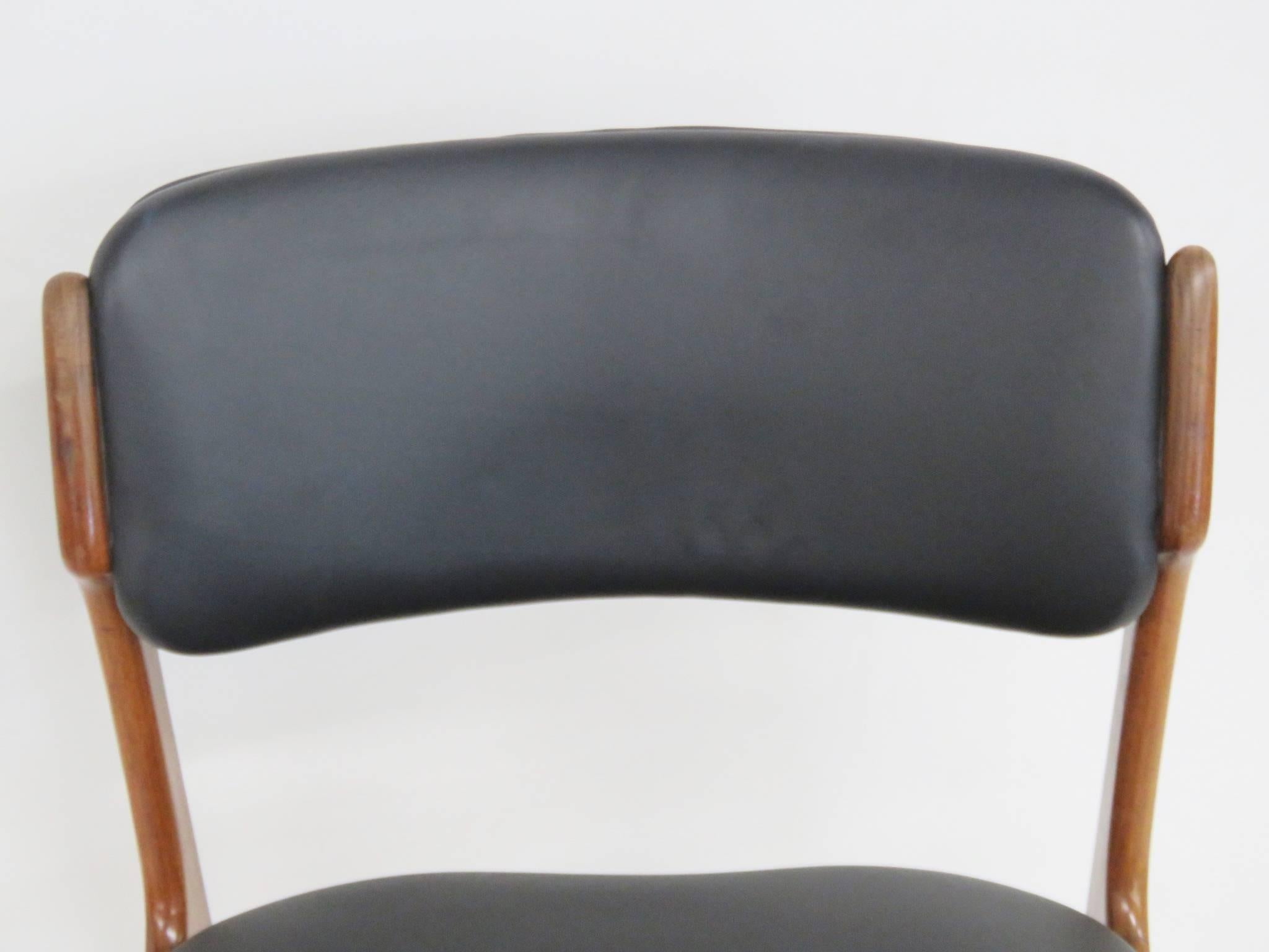 20th Century Seven Danish Modern Rosewood Dining Chairs