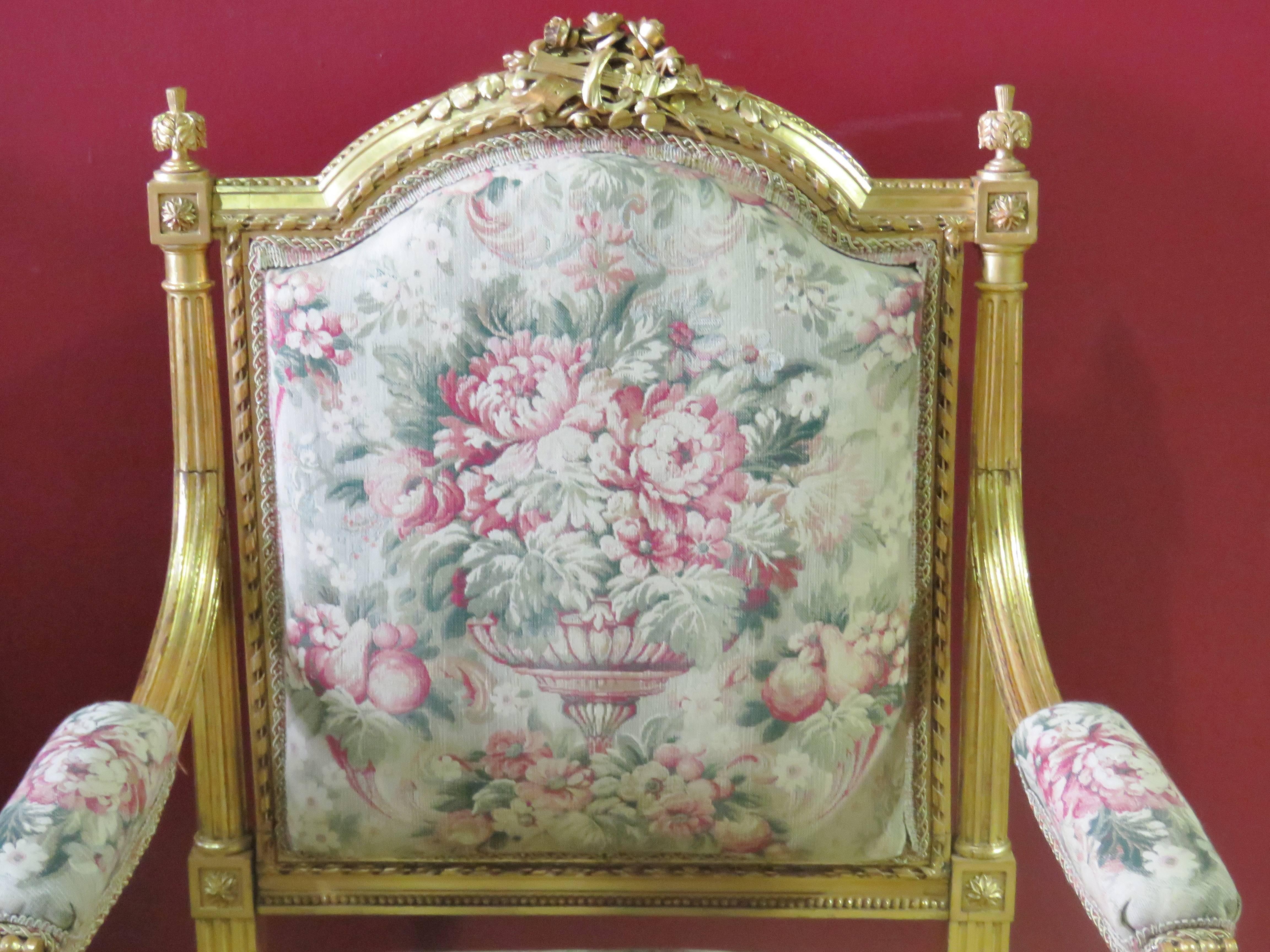 Pair of Louis XVI Style Gilt Painted Fauteuils In Excellent Condition In Swedesboro, NJ