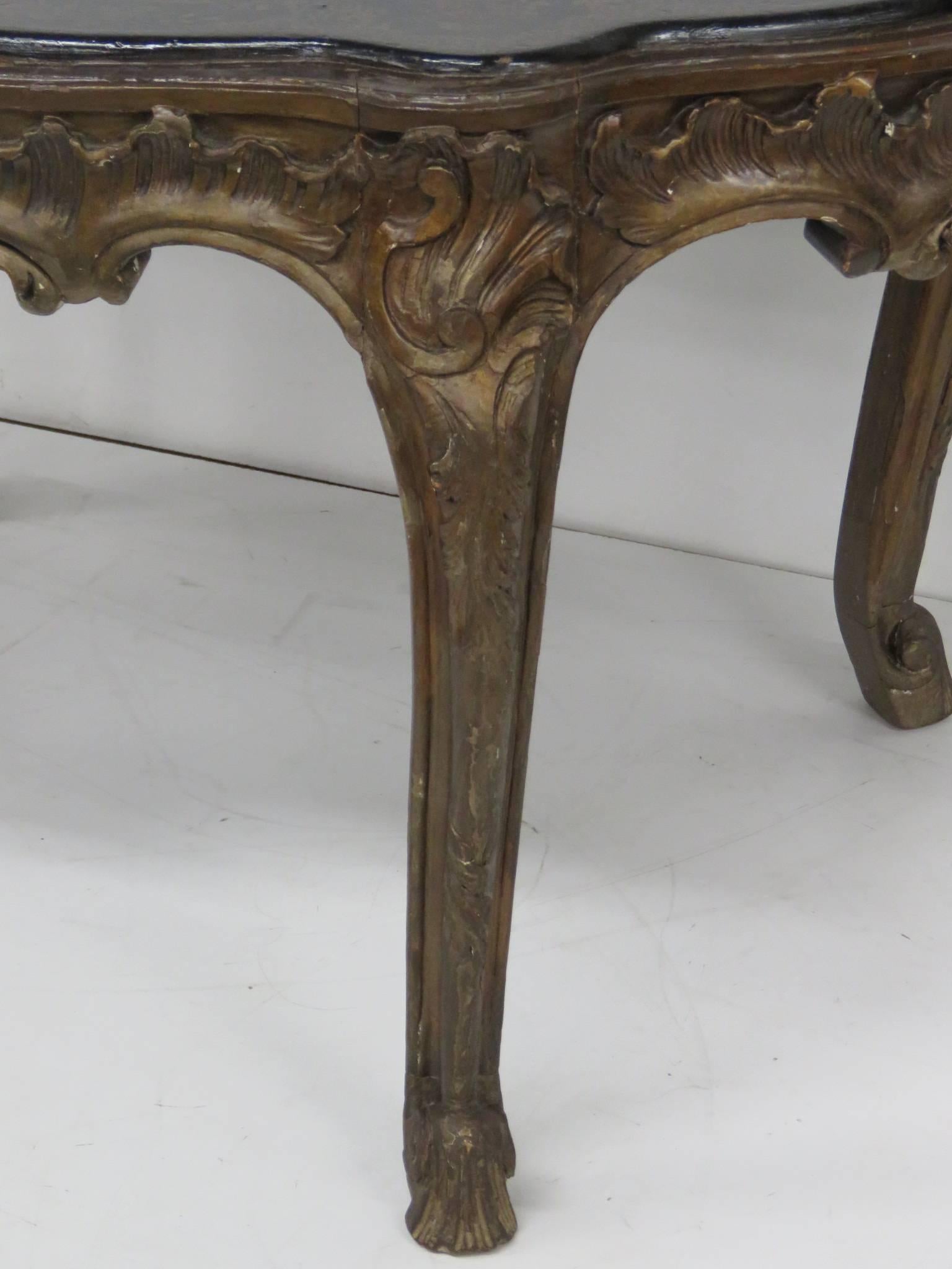 Carved Chinoiserie Decorated Coffee Table In Fair Condition In Swedesboro, NJ