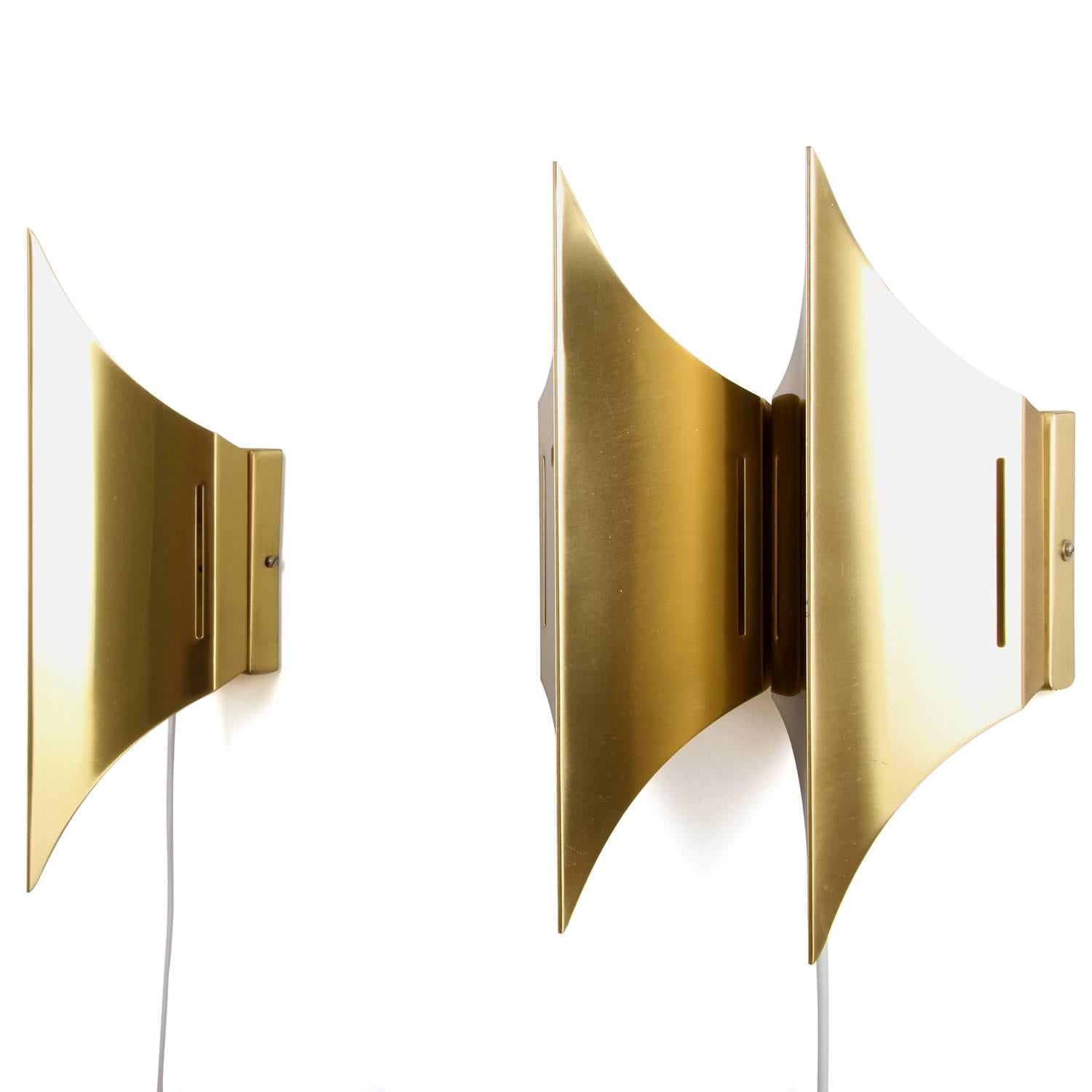 Gothic 1 + 2 - Set of Two Extremely Stylish Brass Wall Lights by Lyfa, 1970s In Excellent Condition In Frederiksberg, DK