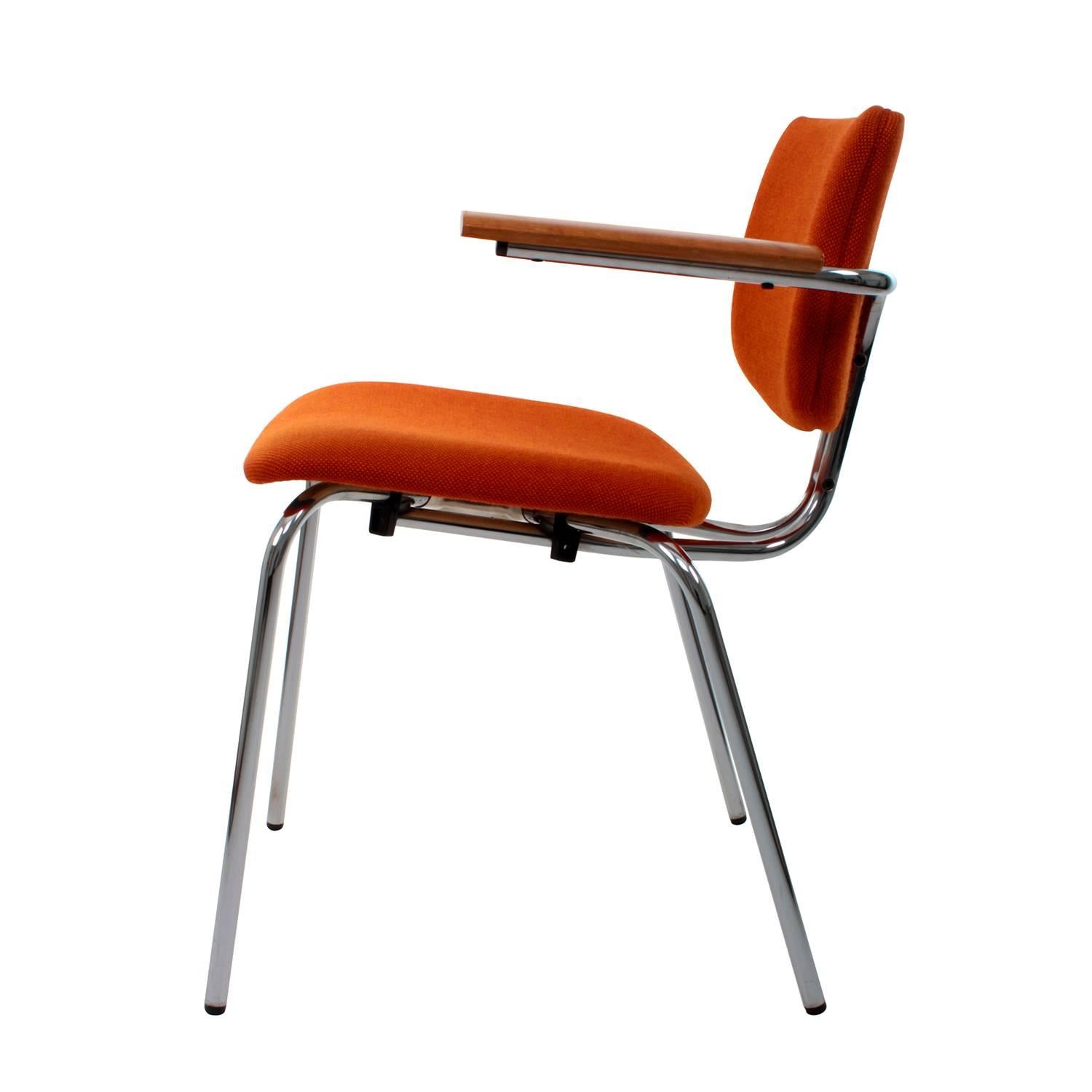 Chair by Duba, 1980s, Danish Modernist Dining Chair with Orange Upholstery In Excellent Condition For Sale In Frederiksberg, DK