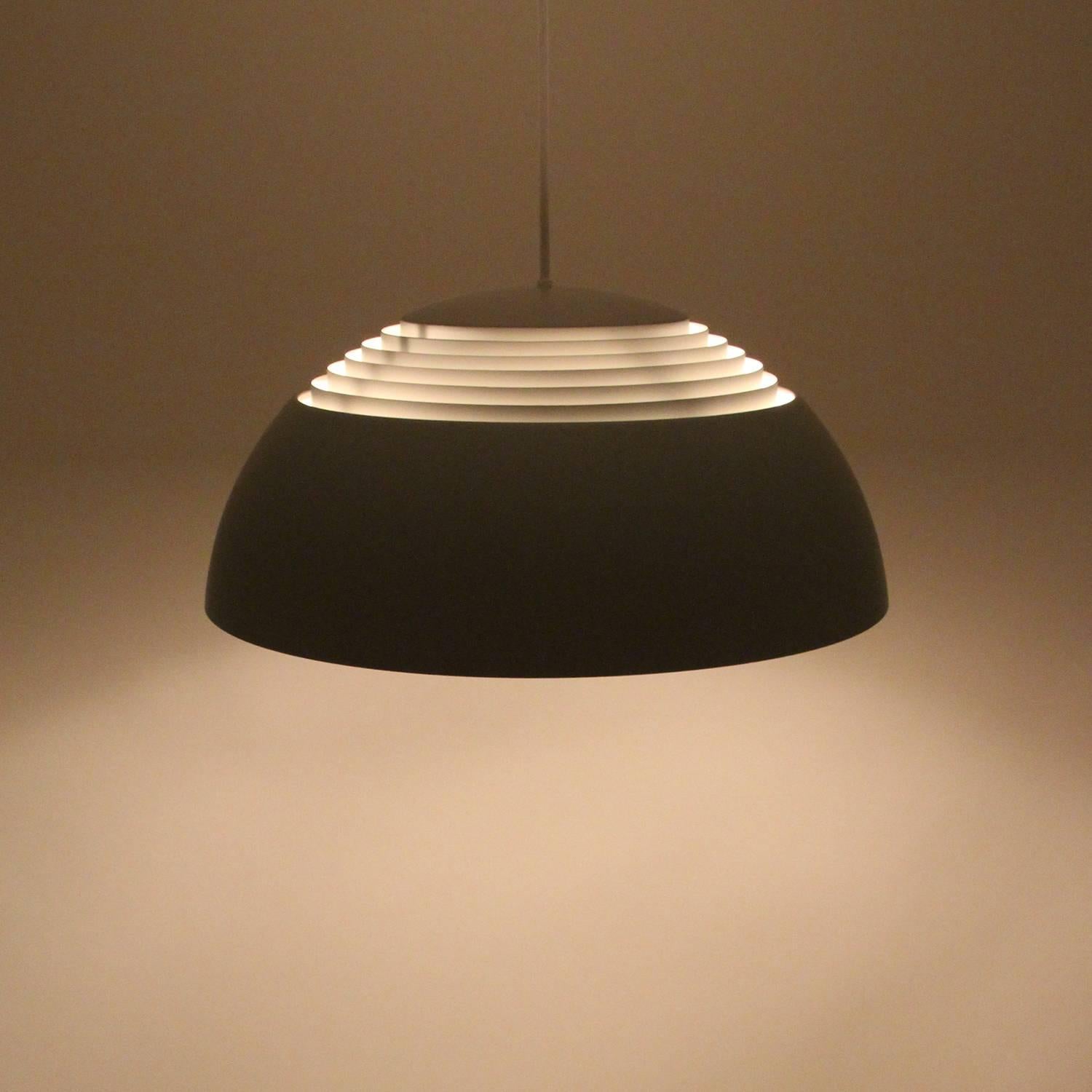 AJ Pendant, Large Light Gray Hanging Lamp by Arne Jacobsen, 1957, Louis Poulsen In Excellent Condition In Frederiksberg, DK