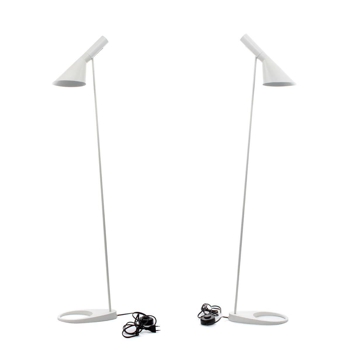 Mid-Century Modern AJ Floor Lamp, Arne Jacobsen, Louis Poulsen, 1957. the Classic White Floor Light For Sale