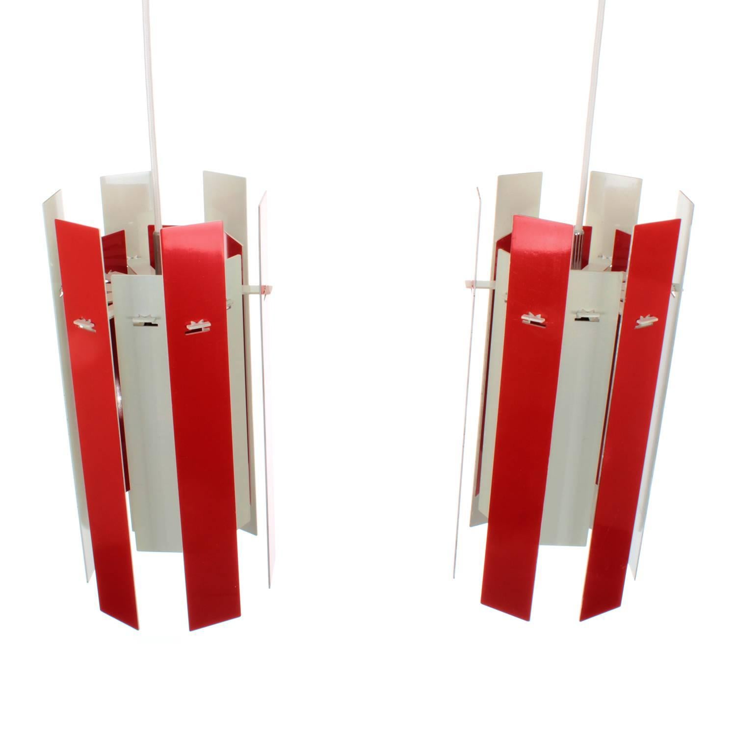 Danish Cocktail Pendant Pair by Henning Rehhof, Fog & Mørup, 1971, Red & White Lamps For Sale