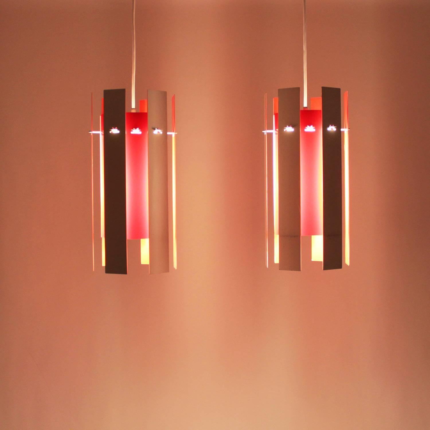 20th Century Cocktail Pendant Pair by Henning Rehhof, Fog & Mørup, 1971, Red & White Lamps For Sale