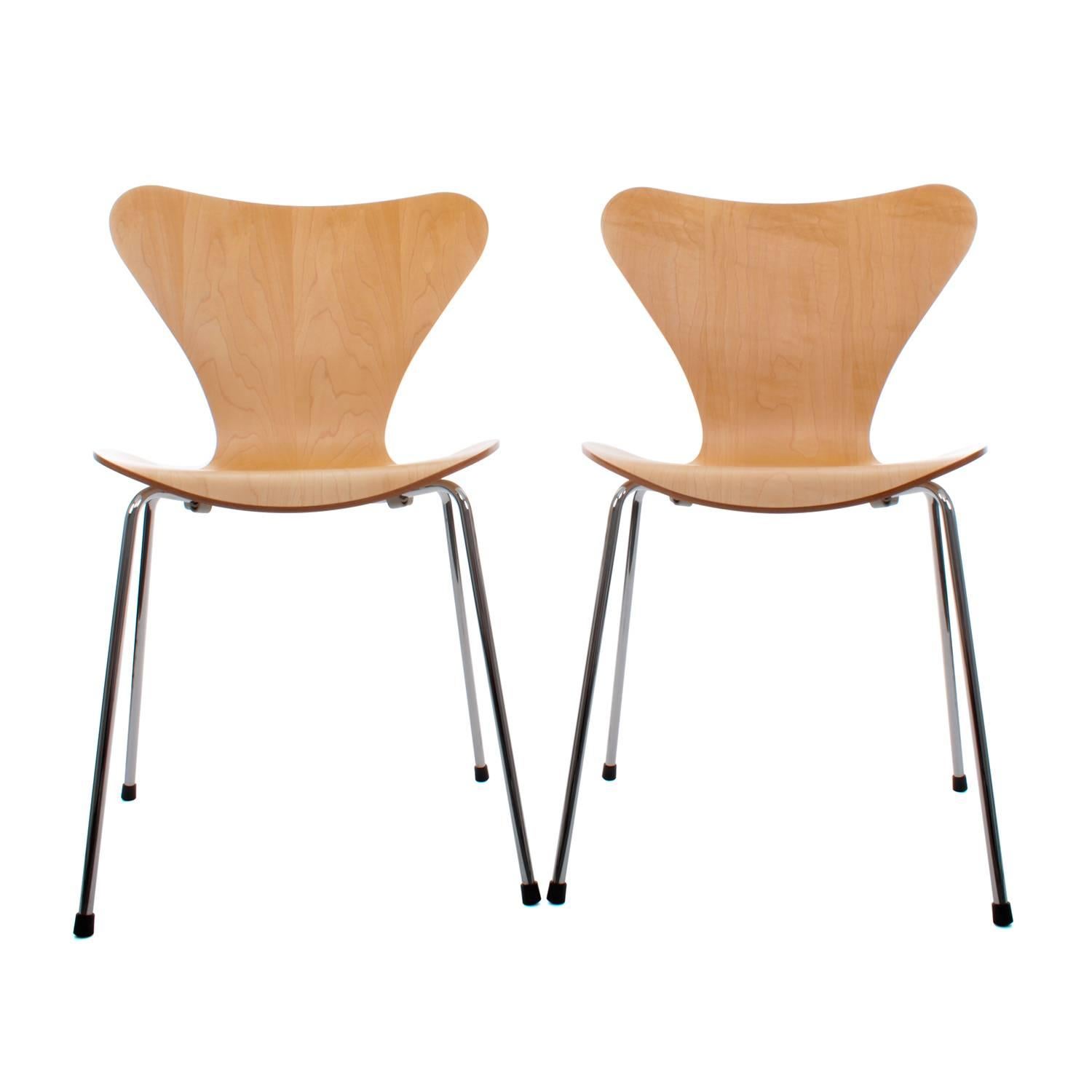 Veneer Series 7 Chairs by Arne Jacobsen, Fritz Hansen, 1955, Restored in Custom Colors For Sale