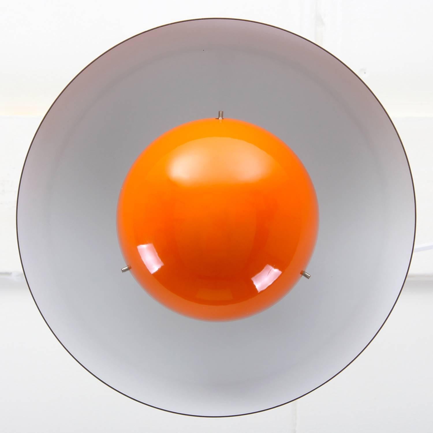 Metal Flowerpot by Verner Panton, Louis Poulsen, 1968 Vintage Orange Enameled Pendant