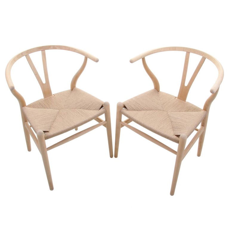 Mid-Century Modern CH24, Wishbone Chairs by Hans J Wegner for Carl Hansen & Son in 1949, Pair For Sale