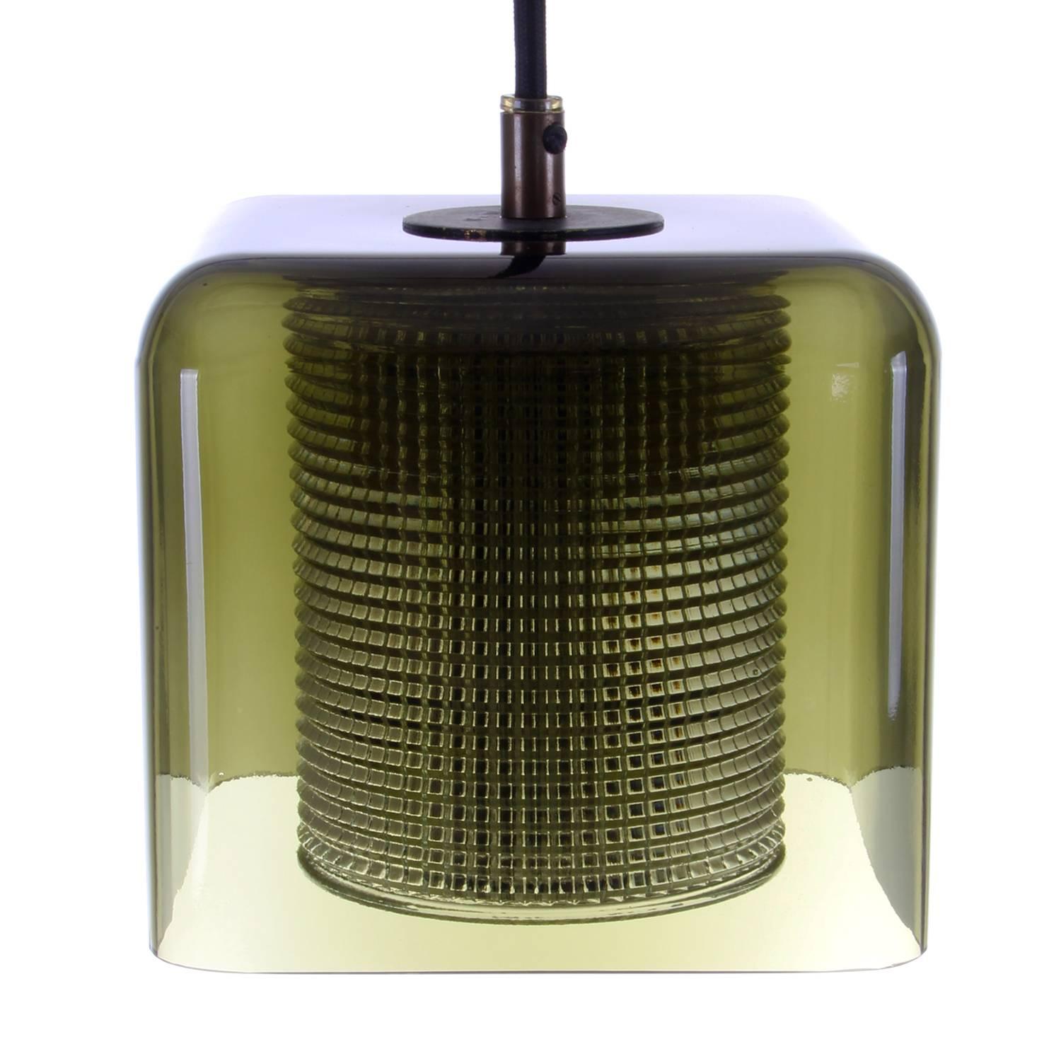 Orrefors Square Pendant Light by Lyfa/Orrefors, 1960s Rare Green Crystal Light In Excellent Condition In Frederiksberg, DK