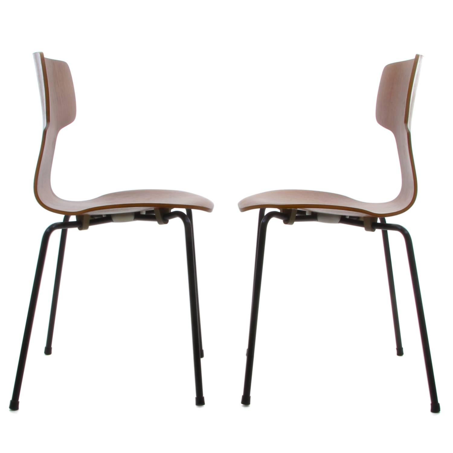 Danish Two Teak T-Chairs, Model 3103 Dining Chairs by Arne Jacobsen, Fritz Hansen, 1955 For Sale