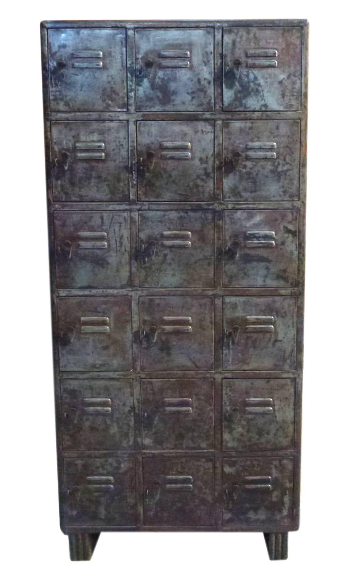 1940 iron Industrial cabinet, 18 drawers inside size 31 / 46 / 30 cm 12.2"/18"/11.8".
See photo before restoration. Ideal for your kitchen or your office!
 