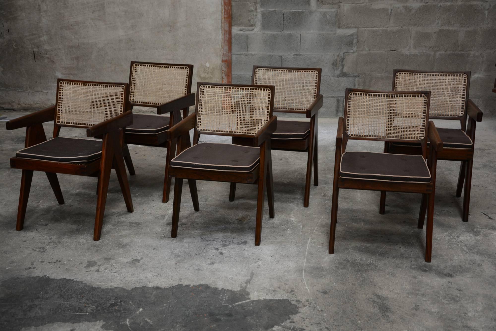 Pierre Jeanneret, Rare Set of Six Office Chairs In Excellent Condition In BREST, FR