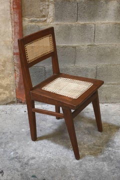 Chaise Pierre Jeanneret de l'hôtel Himalayan