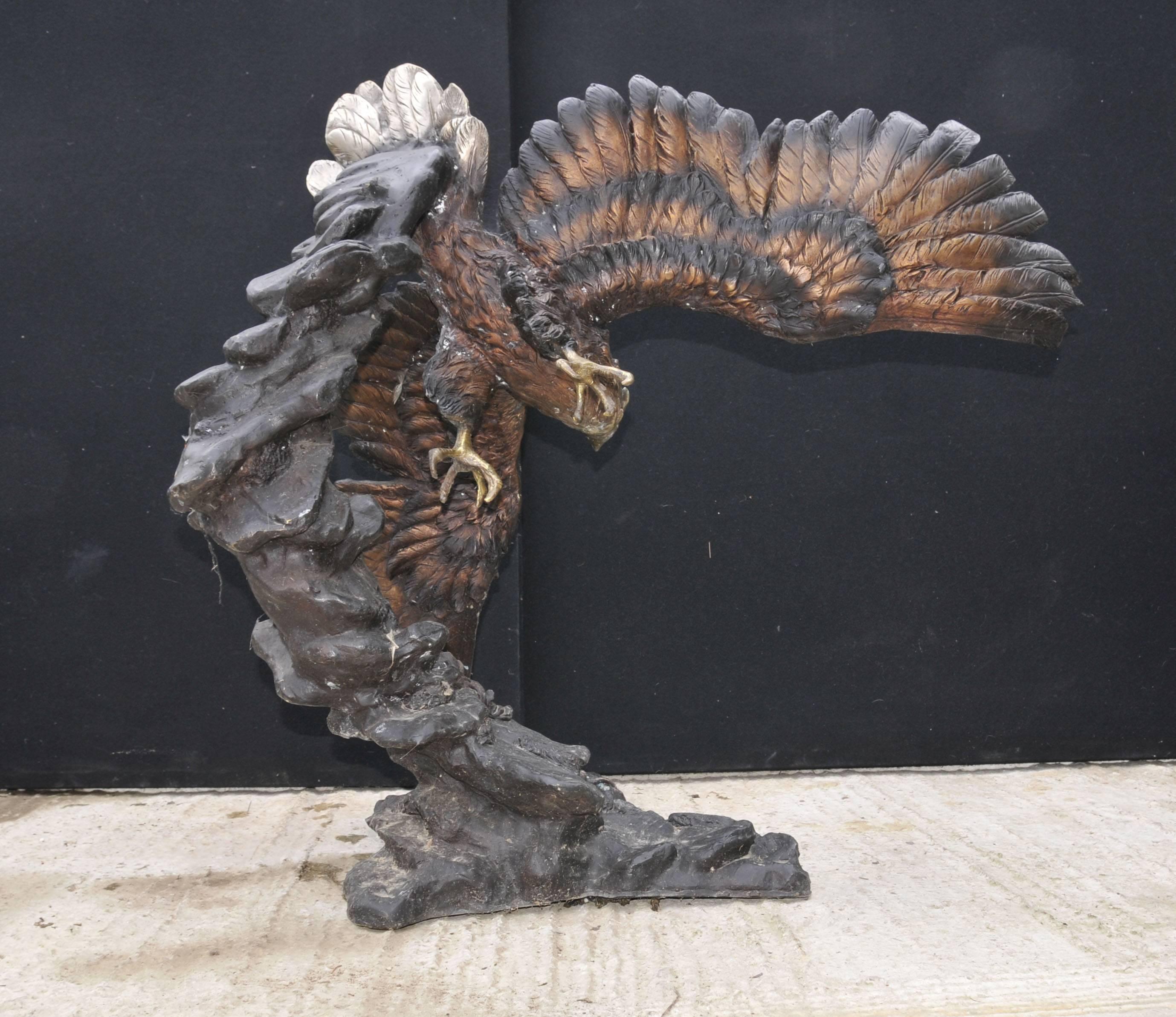 American Classical Large Bronze Statue of an American Bald Eagle For Sale