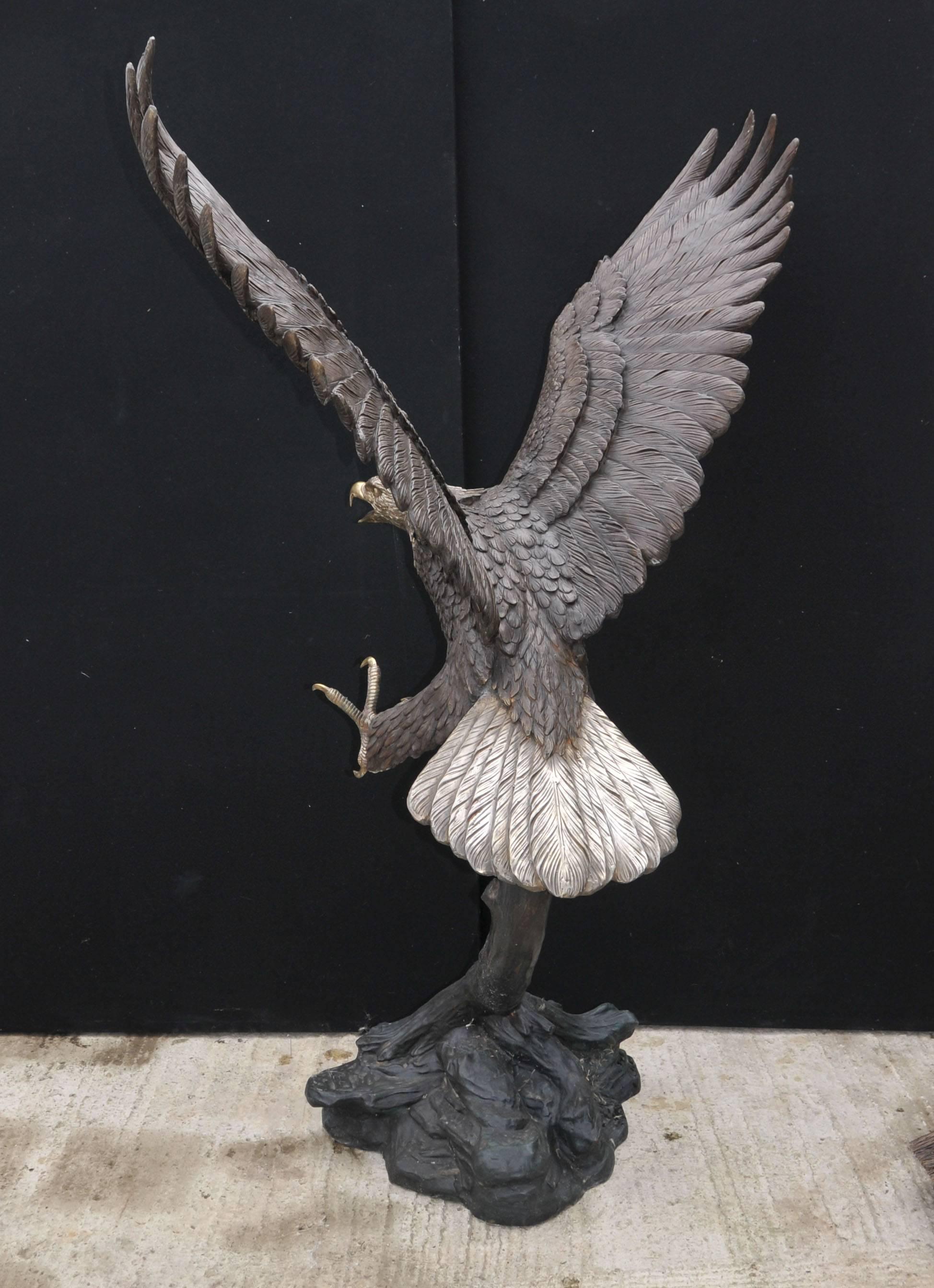 Large Bronze Statue of an American Bald Eagle For Sale 1