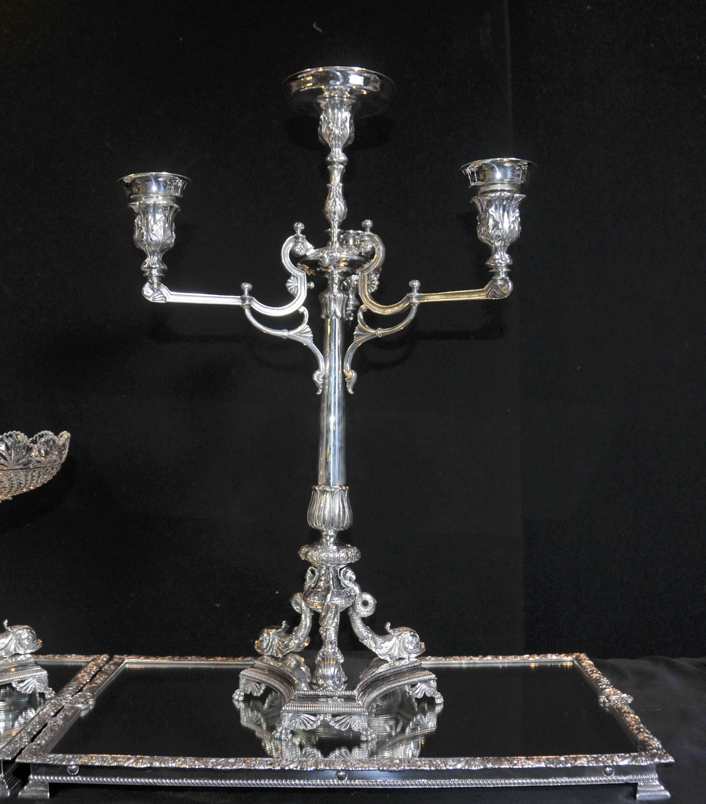 Elkington Sheffield Silver Plate Epergne Centerpiece Cherub Dish In Excellent Condition For Sale In Potters Bar, Herts