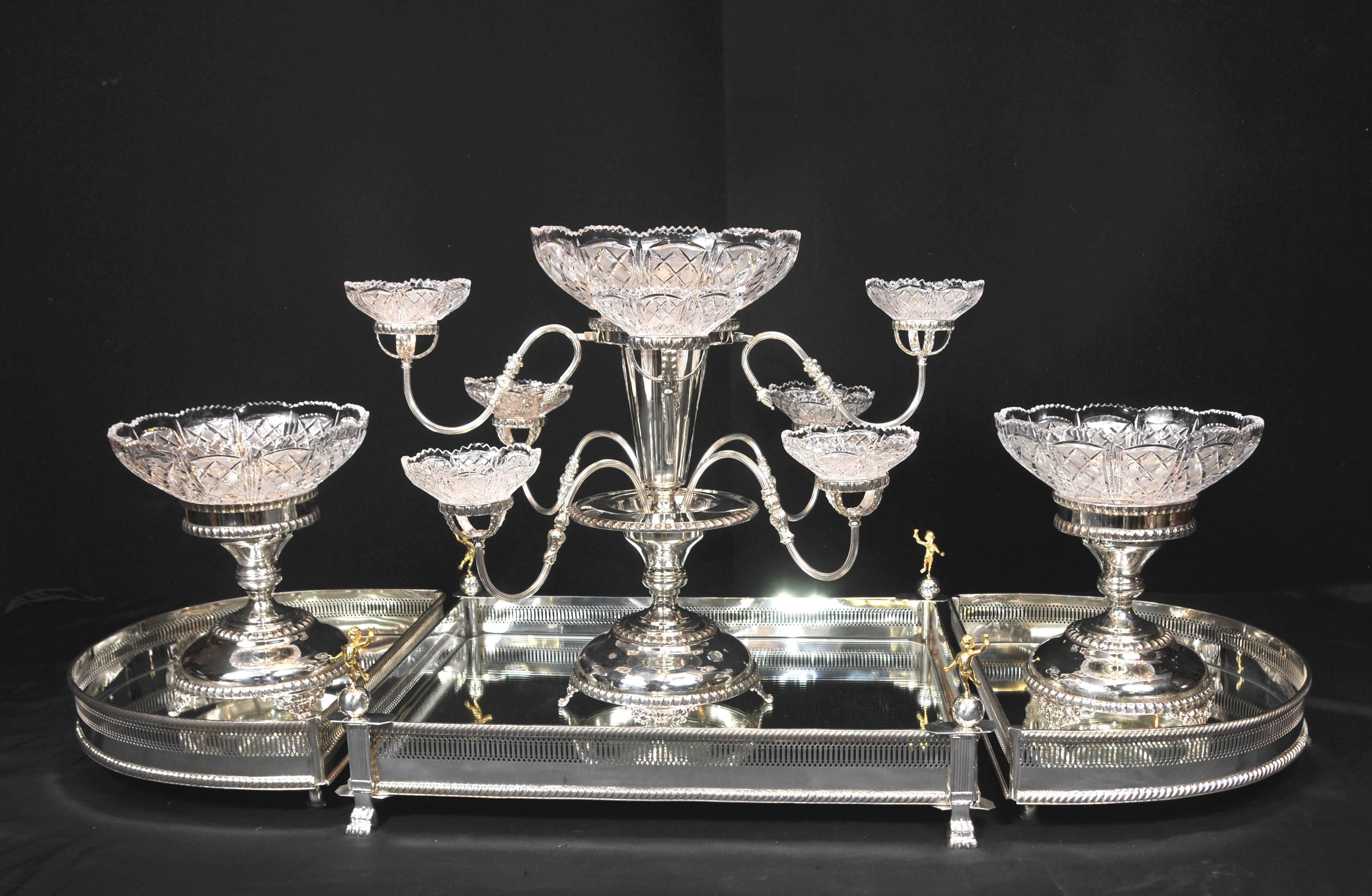 English Sheffield Silver Plate Centrepiece Bowl Dish Epergne For Sale 3