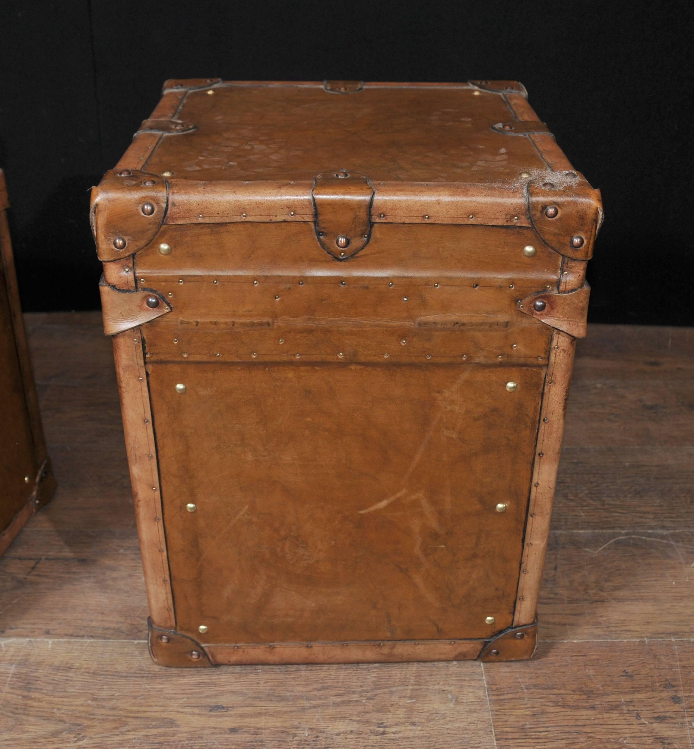 Gorgeous pair of English leather steamer trunk boxes.
Perfect as a pair of side tables, these are every interior designers dream.
Lovely antiqued leather finish and boxes open out to reveal ample storage.
All handles and straps in same